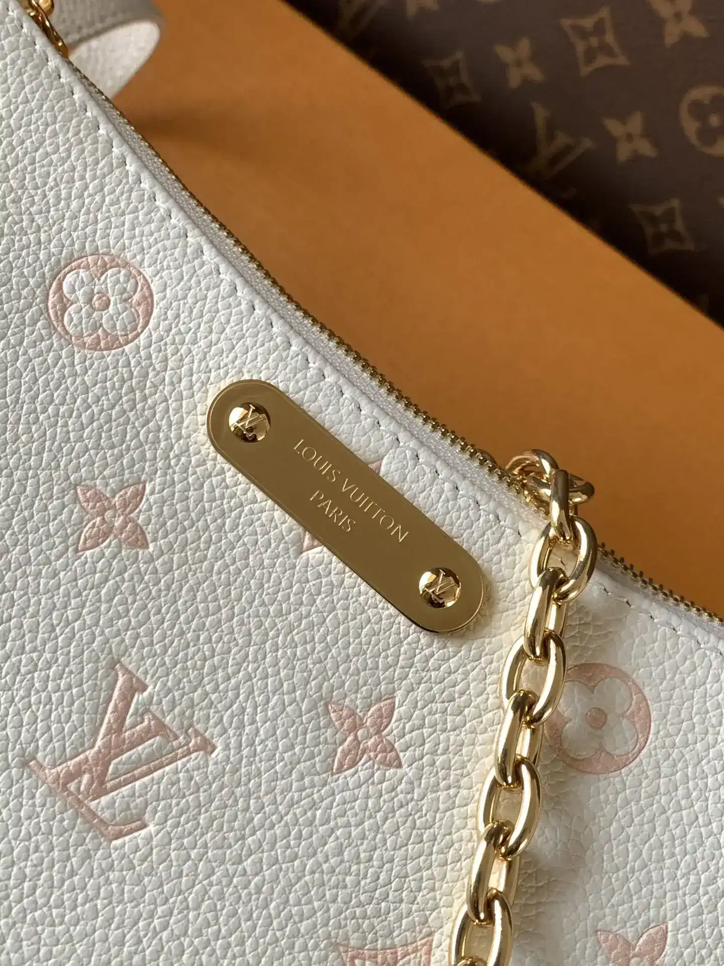 Louis Vuitton Black Pochette Calfskin Shoulder Bag product photo from LabelPicks