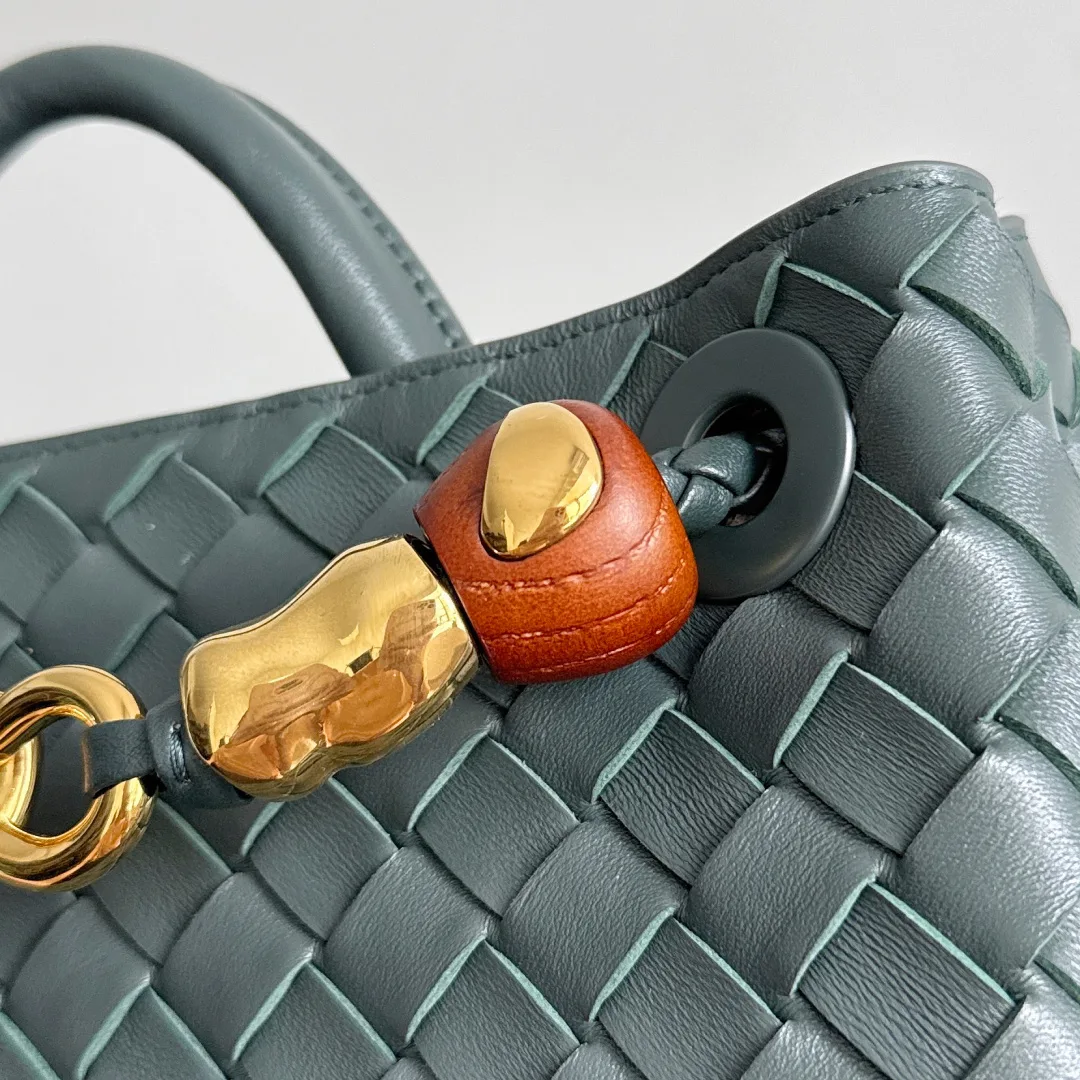 Bottega Veneta Andiamo Green Intrecciato Woven Leather Top Handle Bag product photo from LabelPicks