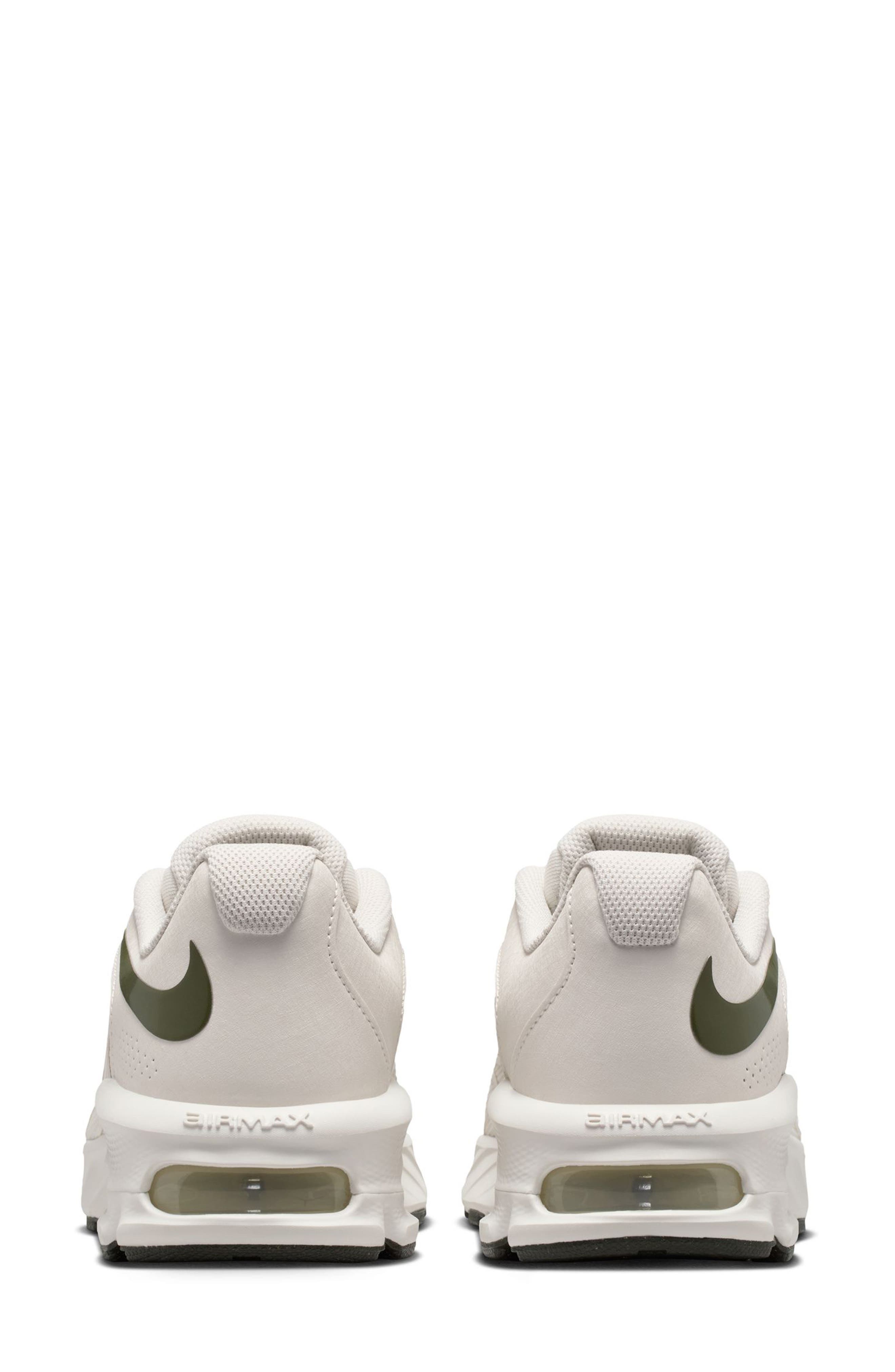 Nike Air Max Fire Sneaker
