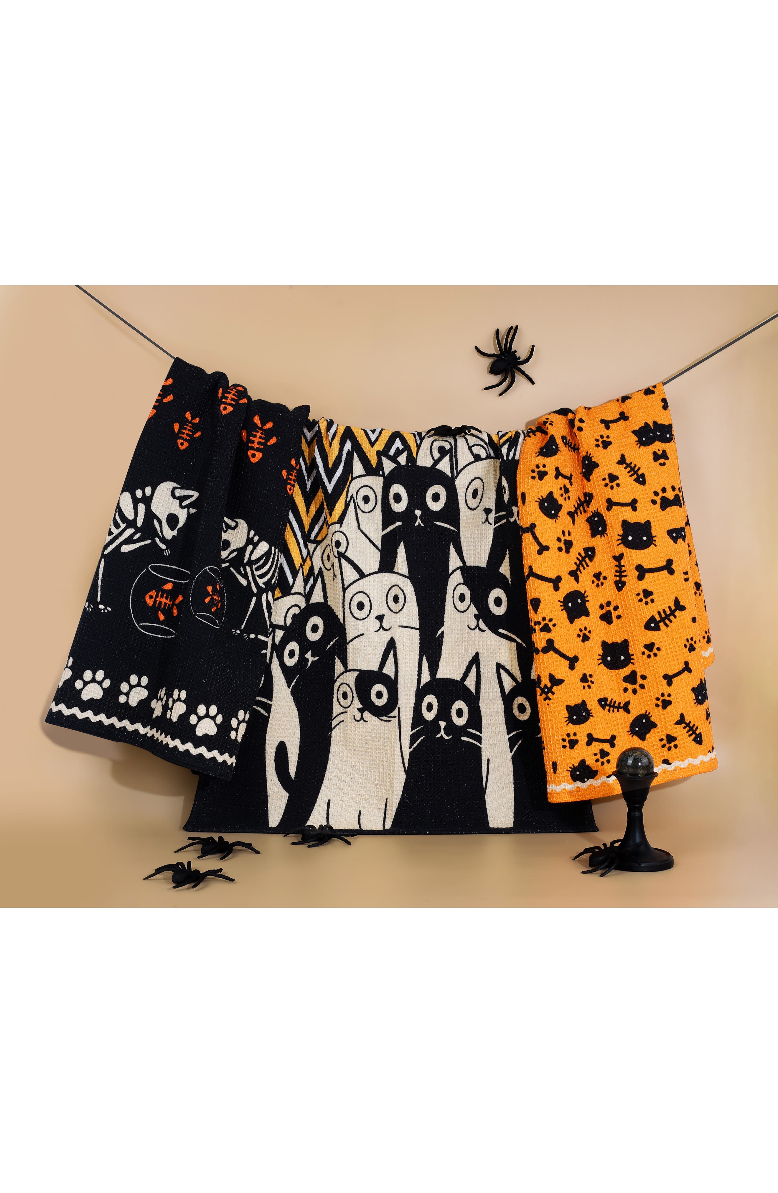 Tiramisu Spooky Cat Halloween Set of 3 Kitchen Towels