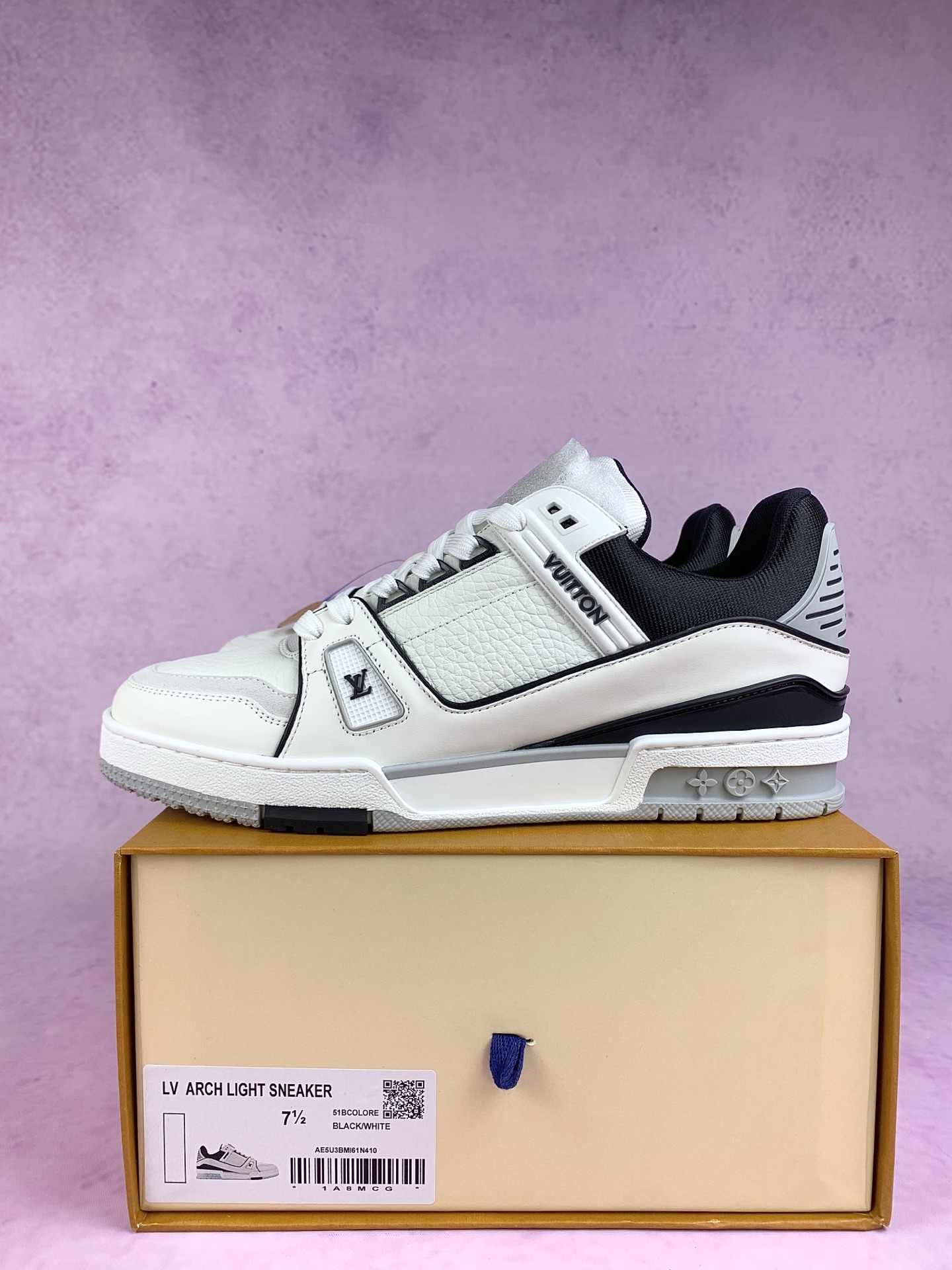 LV Trainer Sneaker