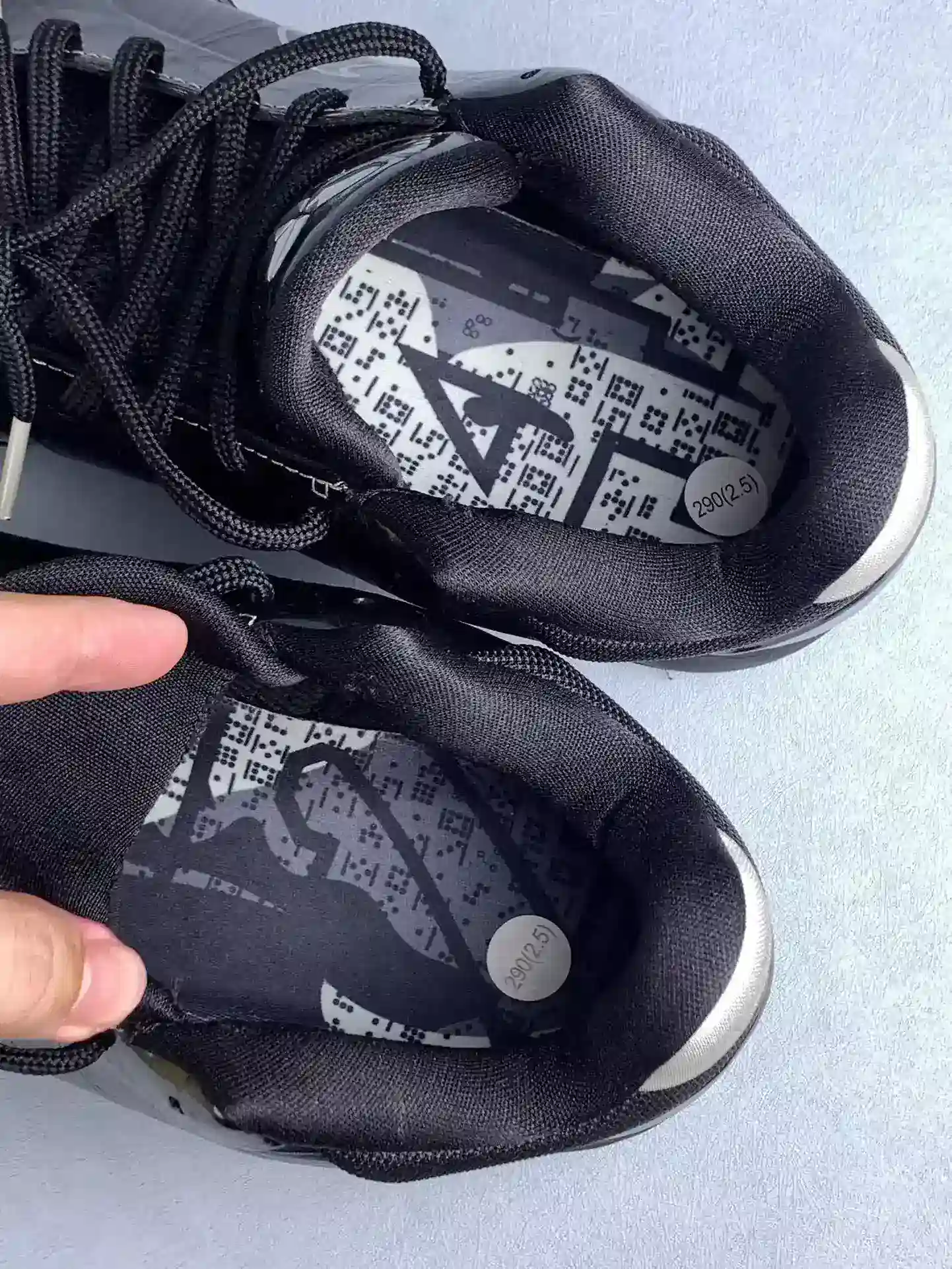 Nike Zoom Kobe V X Shoes product photo from LabelPicks