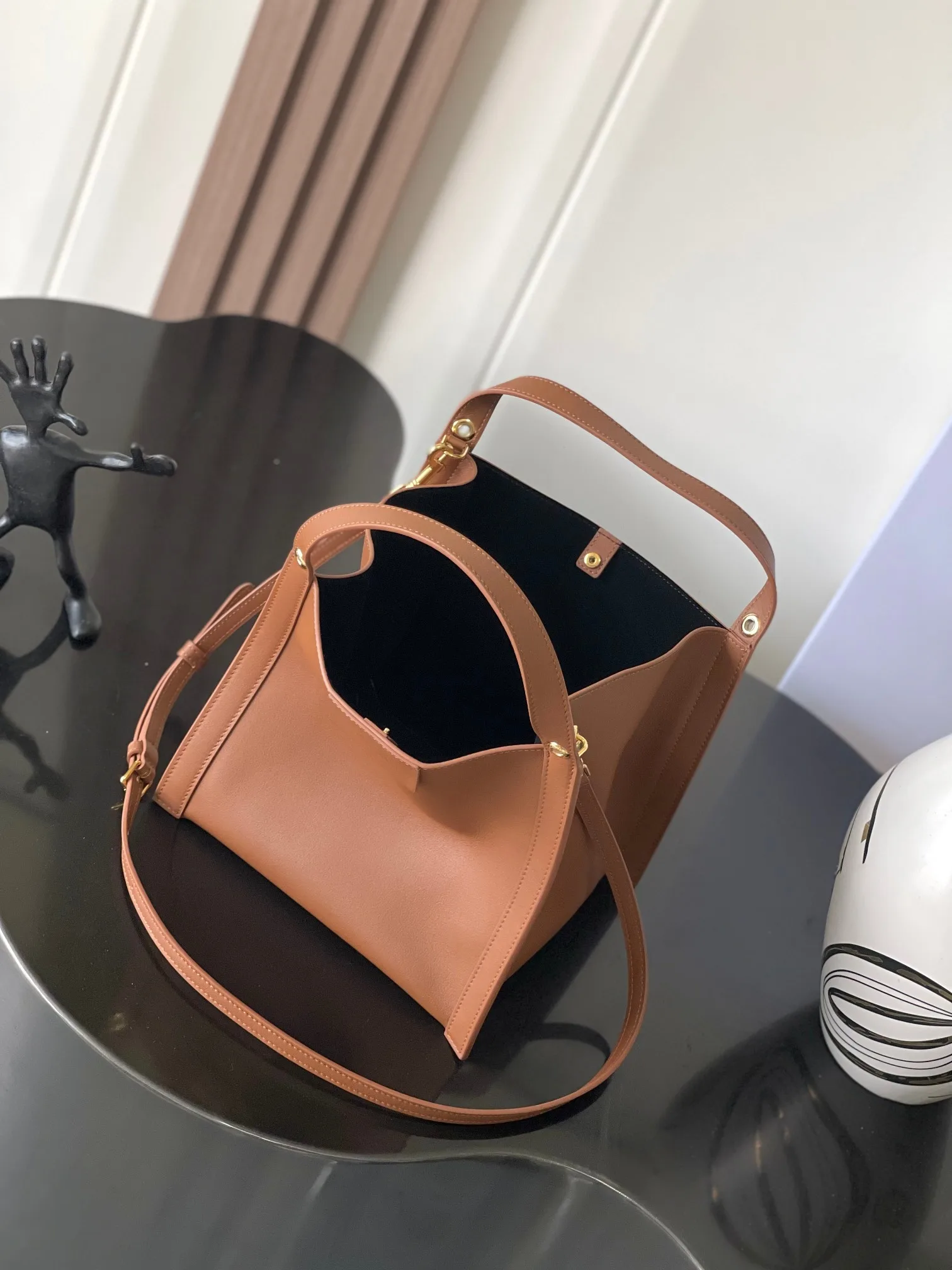 Celine Carryall Tote Bag product photo from LabelPicks