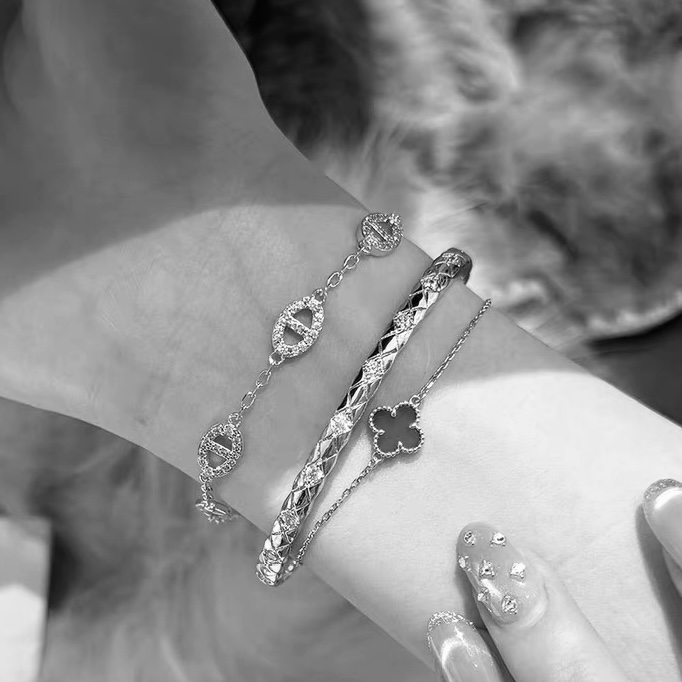 Full-diamond bracelet