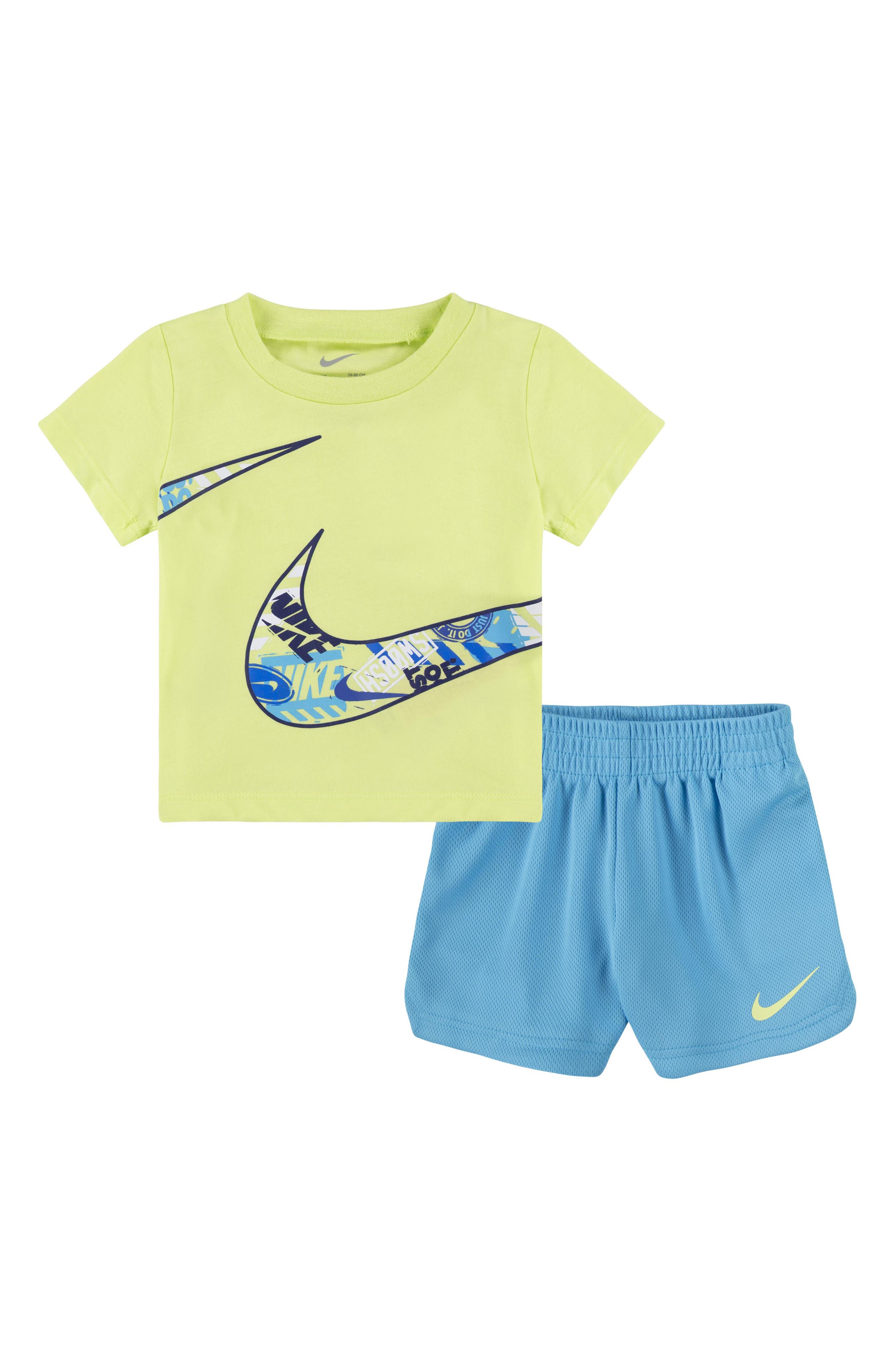 Nike Wild Air 2-Piece Graphic T-Shirt & Shorts Set