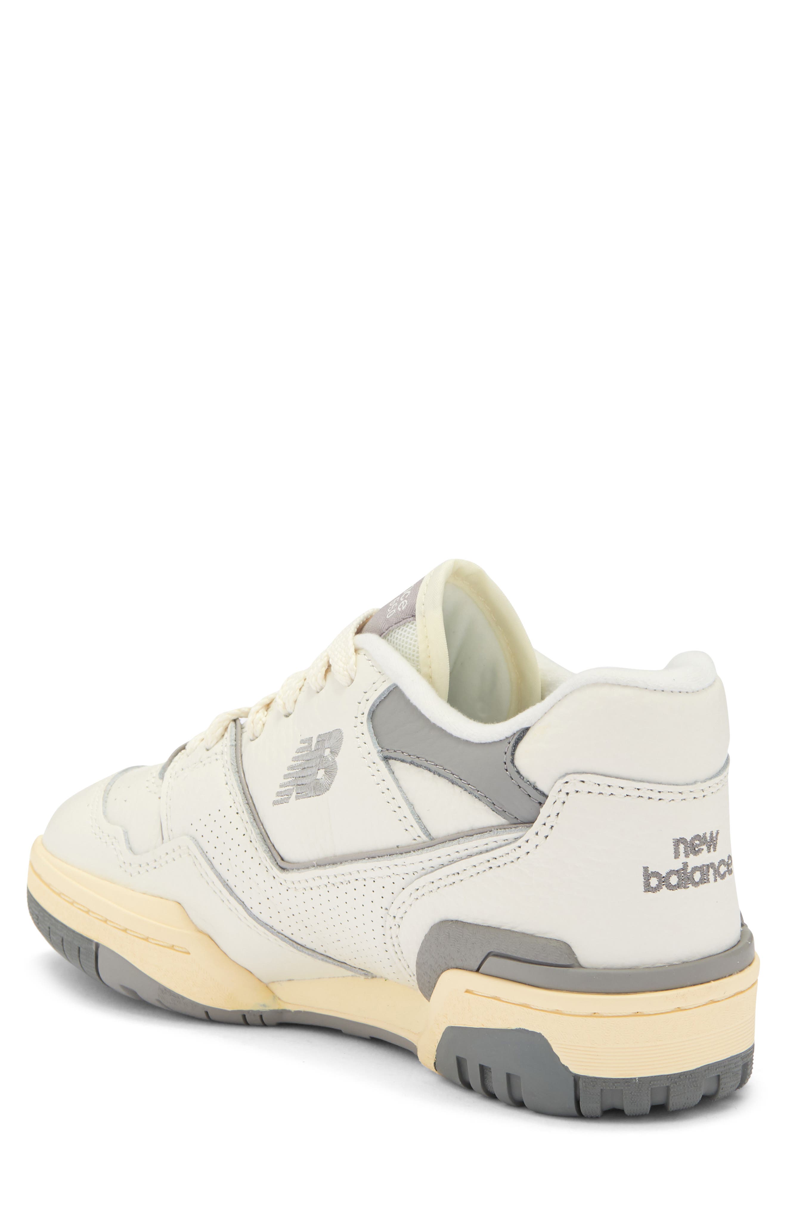 New Balance 550 Basketball Sneaker