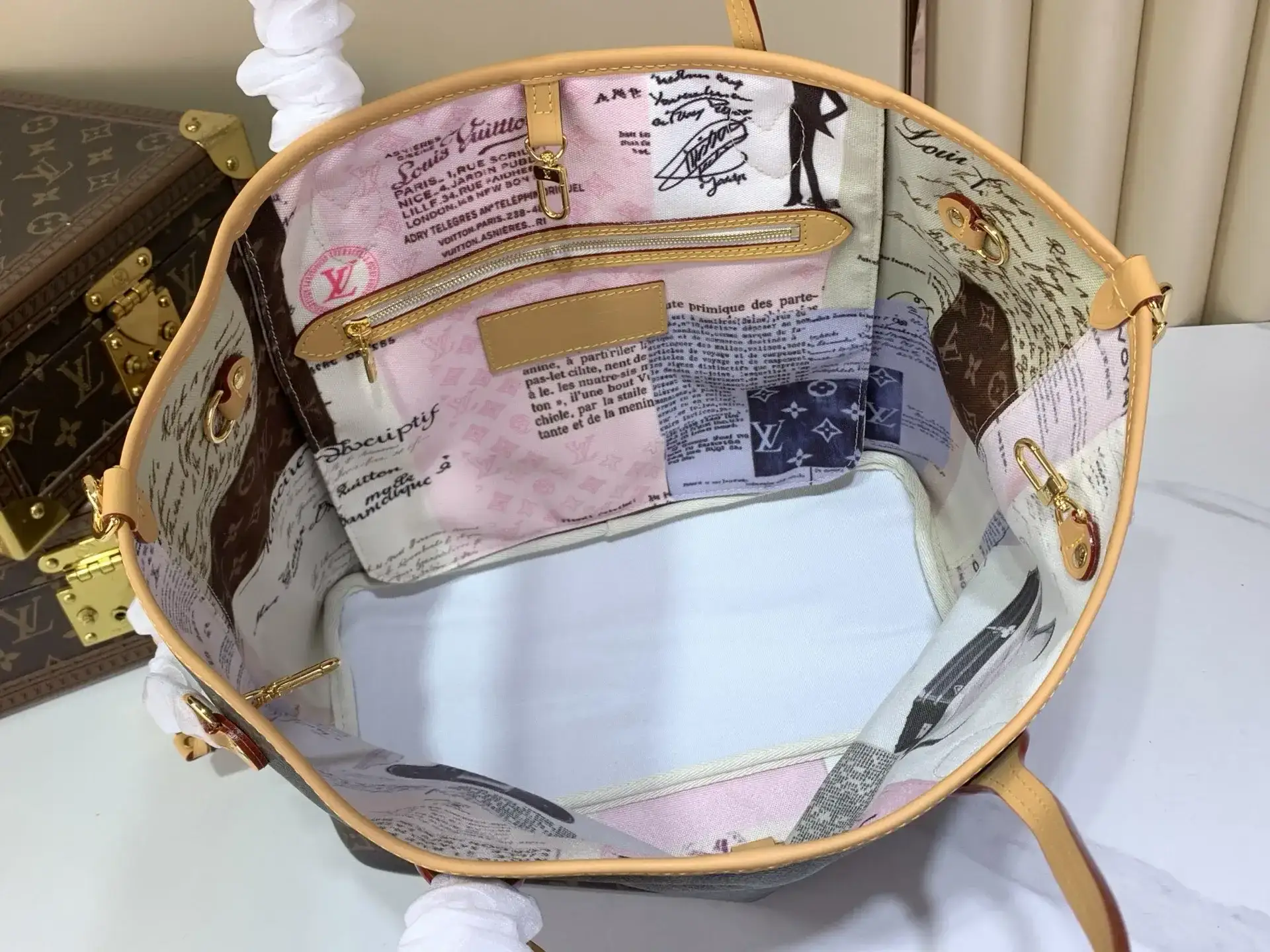 Louis Vuitton Neverfull Monogram Canvas Tote Bag product photo from LabelPicks