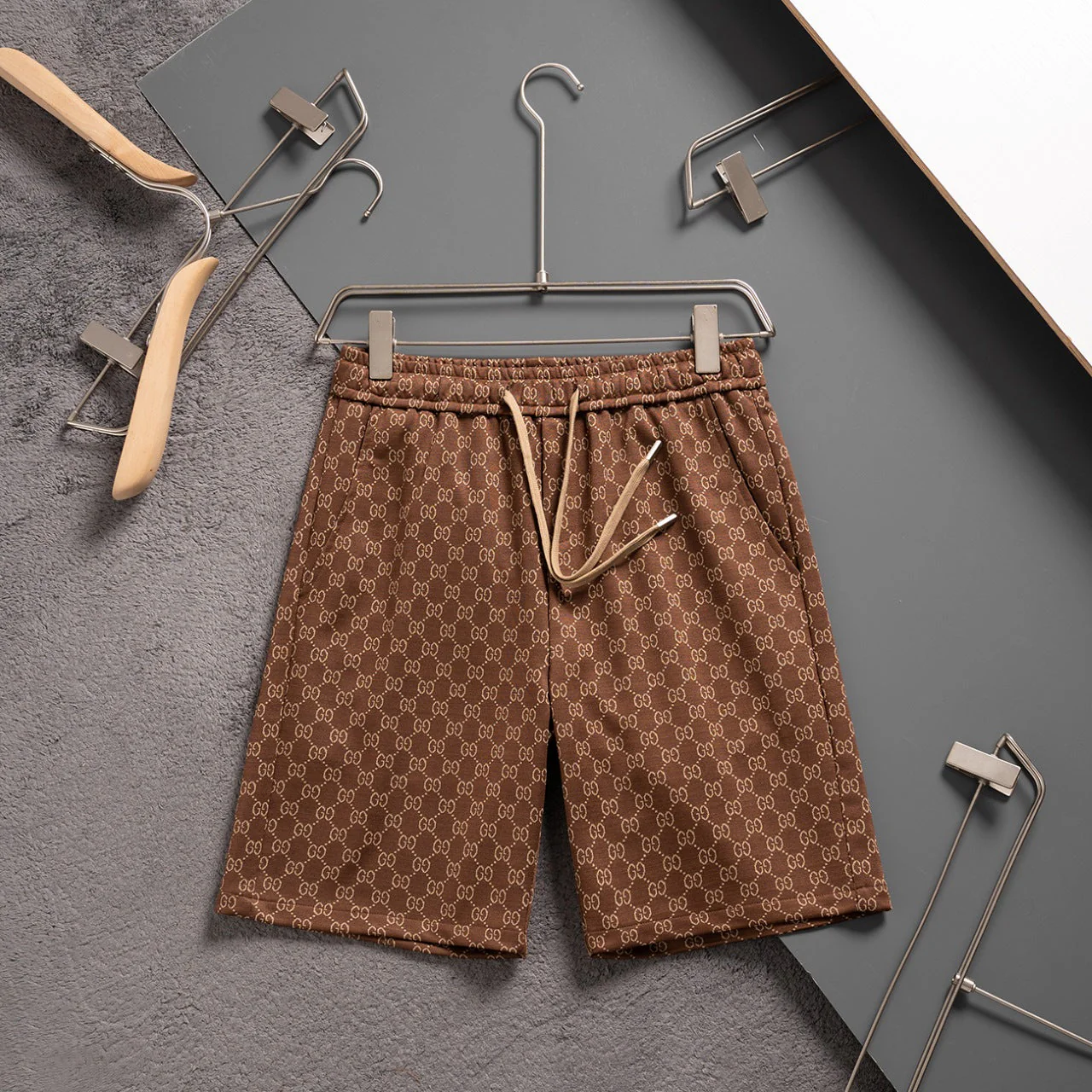 Casual drawstring shorts