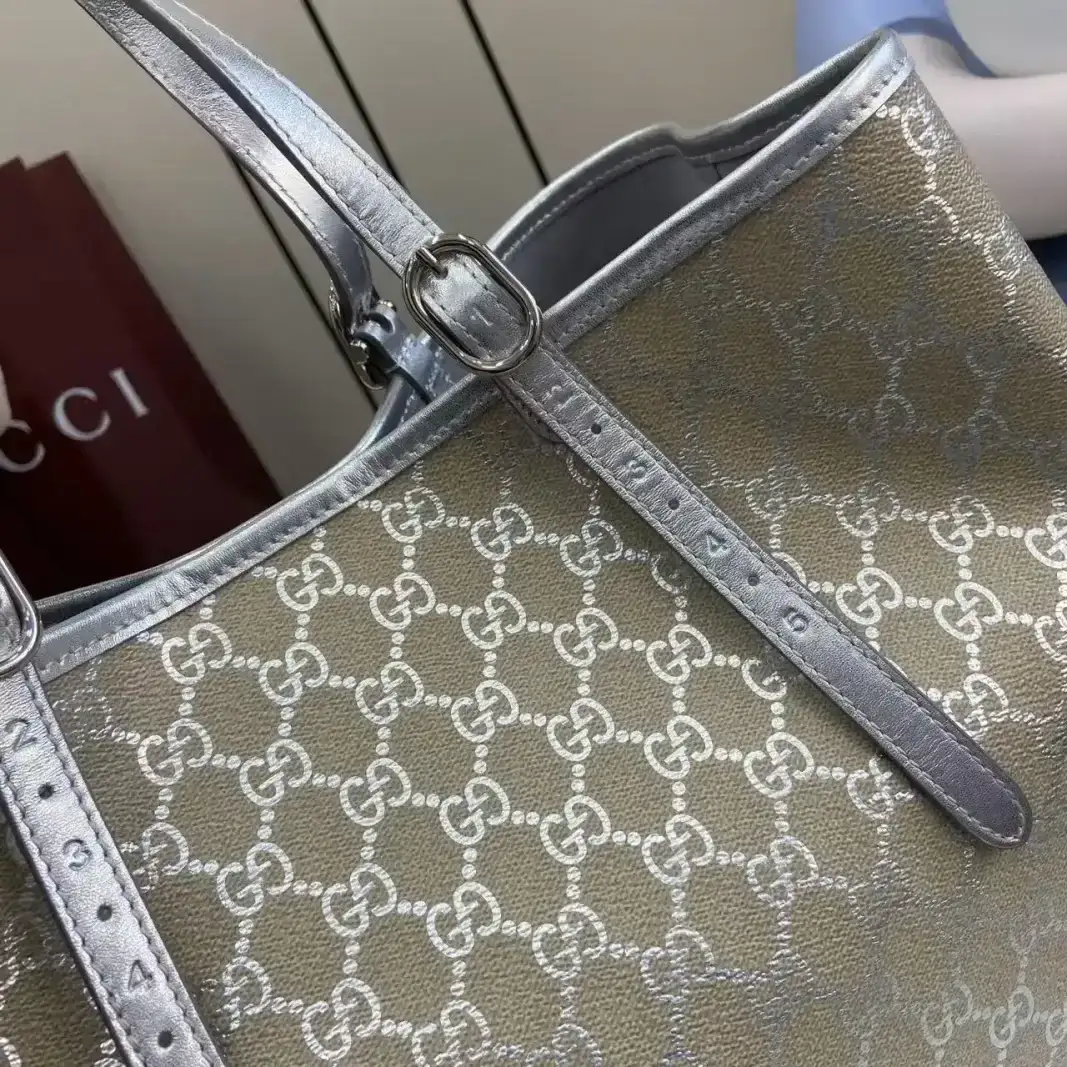 Gucci Roomy Tote Bag product photo from LabelPicks