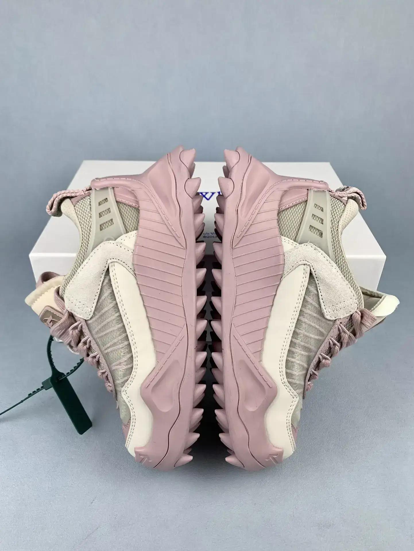 ODSY-1000 Sneakers product photo from LabelPicks