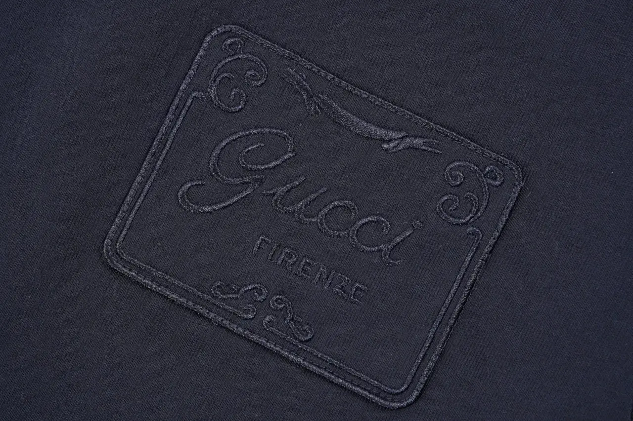 GUCCI Navy Pocket Embroidered Crewneck T-Shirt product photo from LabelPicks