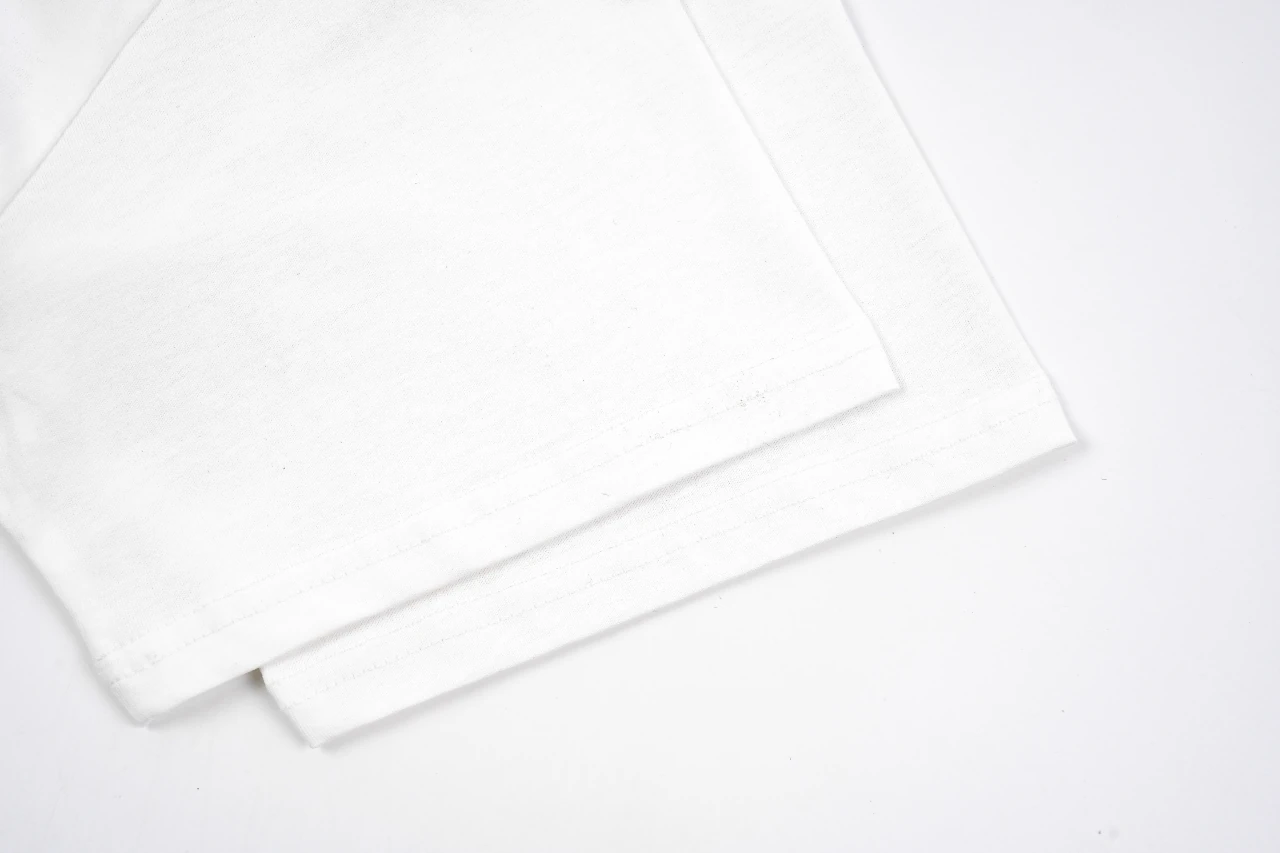 GUCCI White Gradient Hem Logo T-Shirt product photo from LabelPicks