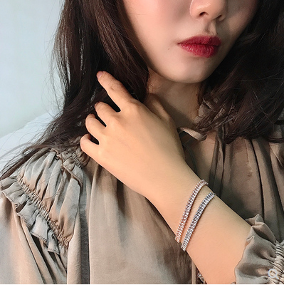 Diamond bracelet minority design simple cool wind fashion personalized jewelry women's new fashion in 2020