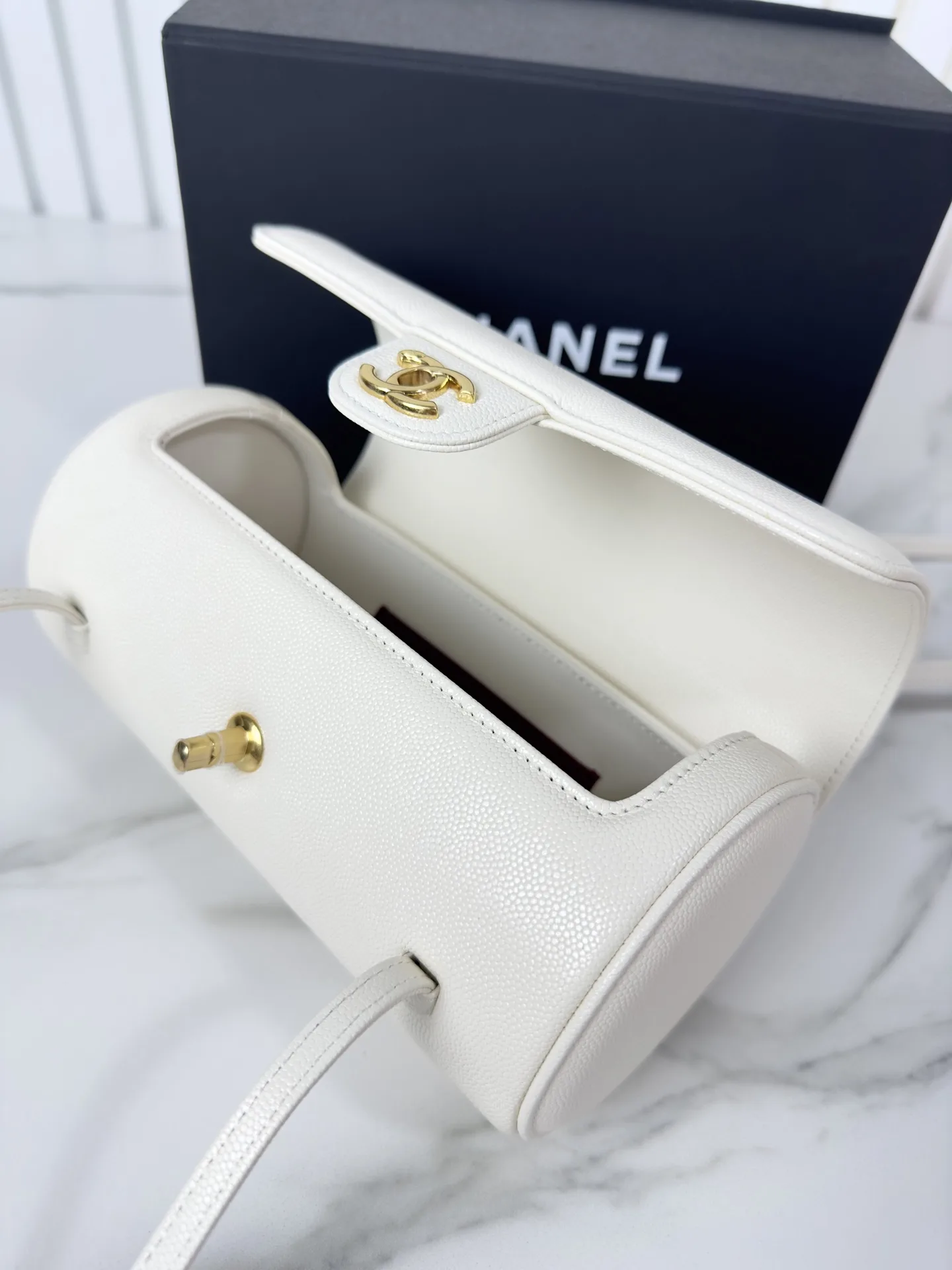 Chanel White Top Handle Bag product photo from LabelPicks
