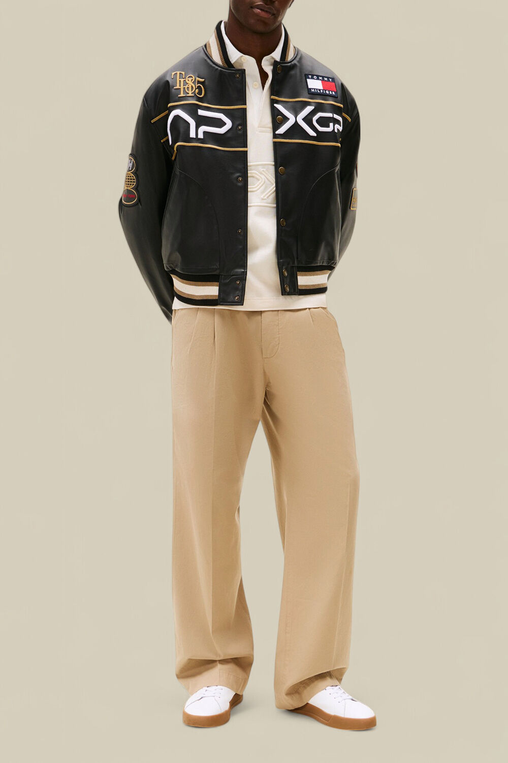 TOMMY HILFIGER טומי הילפיגר X סרט פורמולה 1 מכנסי צ'ינו