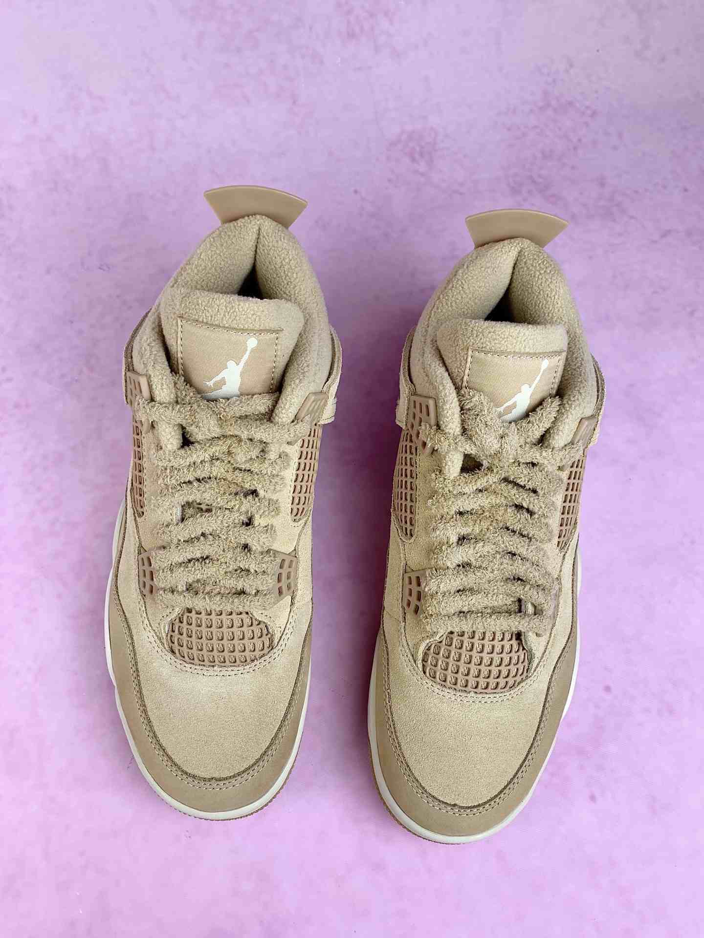 Air Jordan 4 