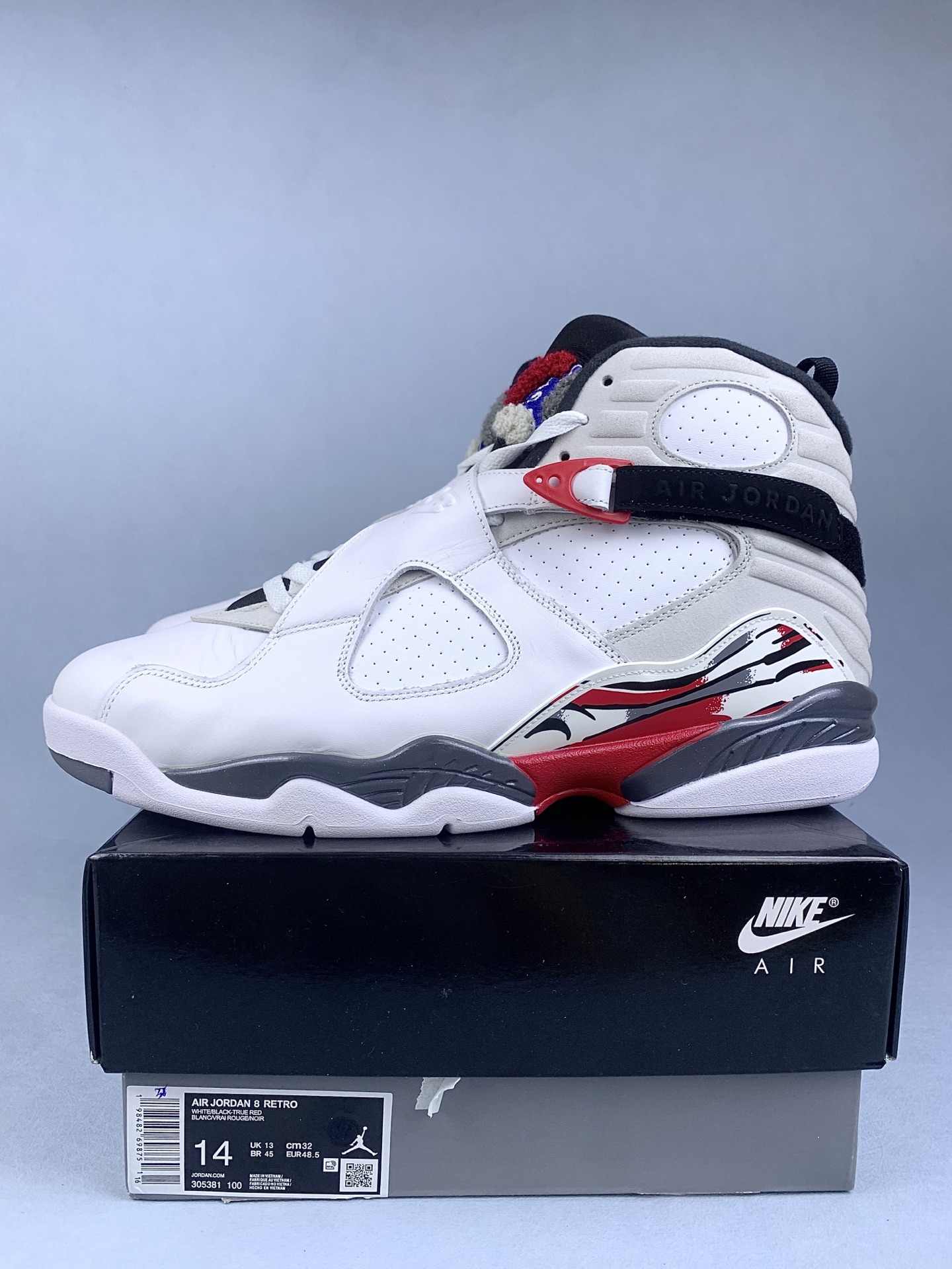 Air Jordan 8 Retro “Bugs Bunny” Shoes