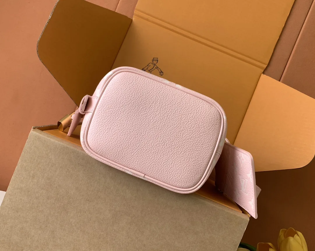 Louis Vuitton Pink Shoulder Bag product photo from LabelPicks