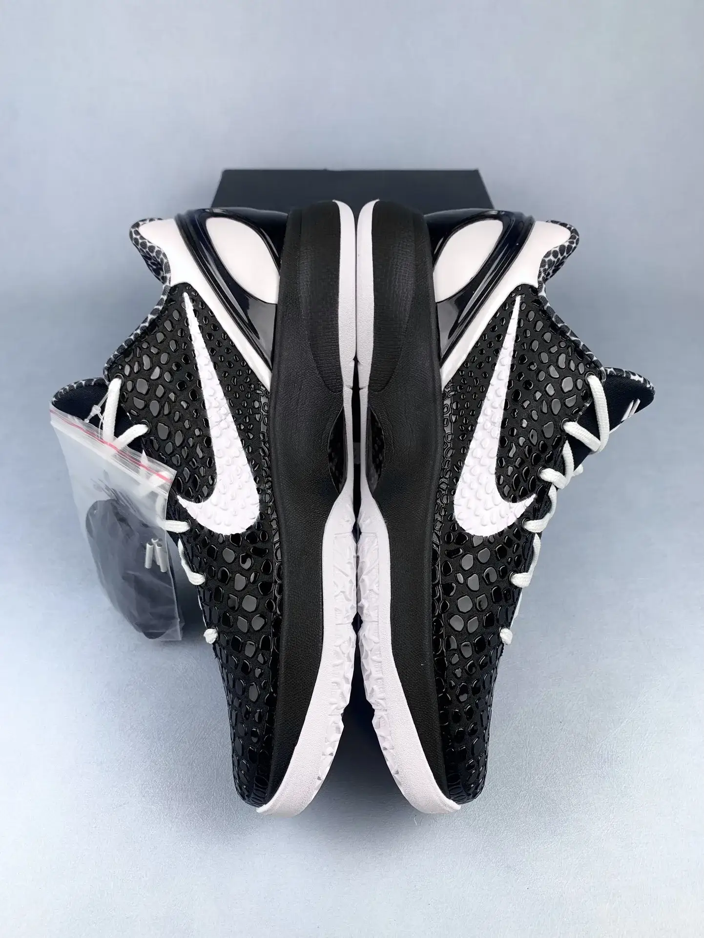 Kobe 6 Protro “Mambacita Sweet 16” Basketball Shoes product photo from LabelPicks
