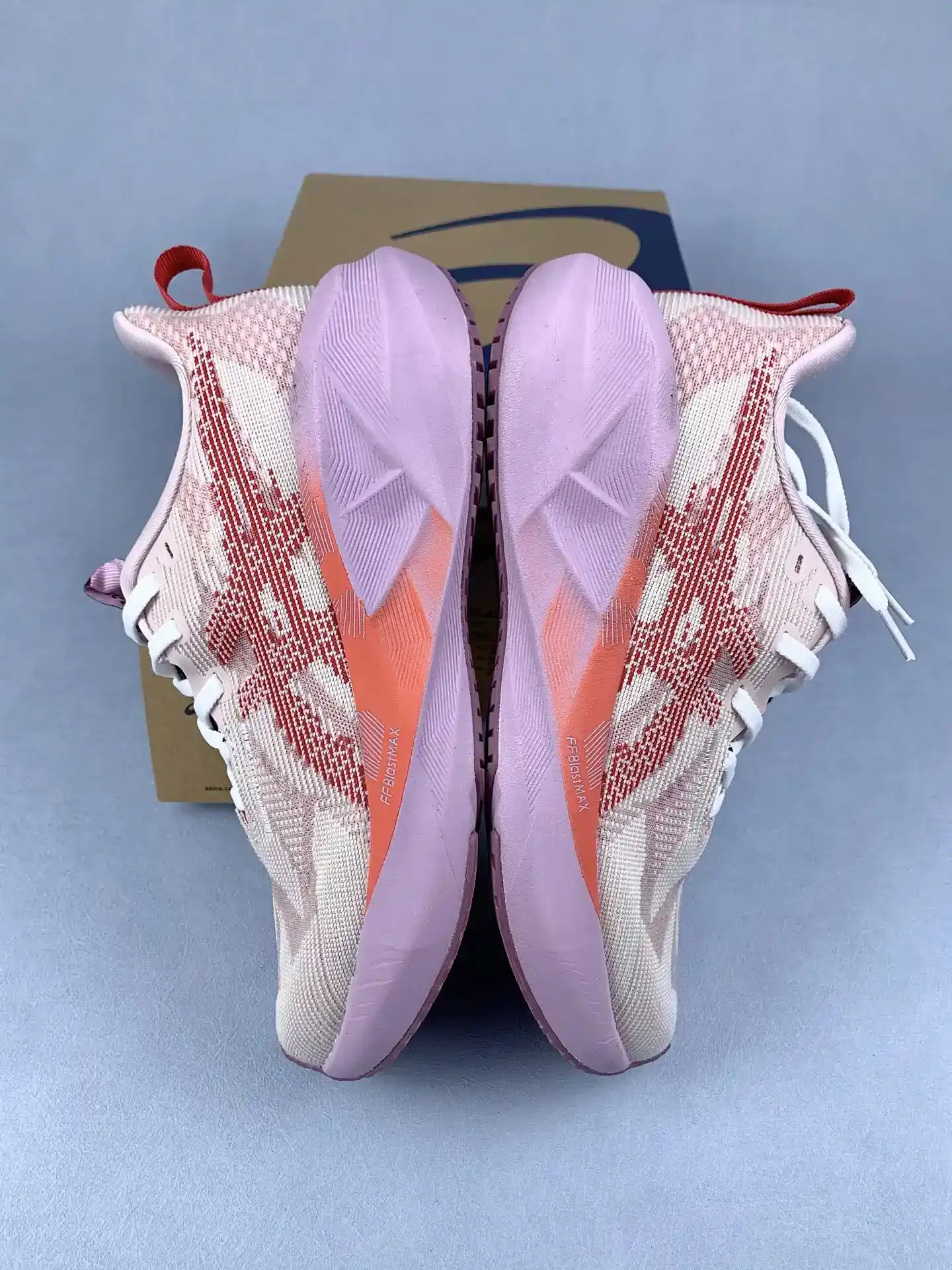 ASICS NOVABLAST 5 Running Shoes product photo from LabelPicks