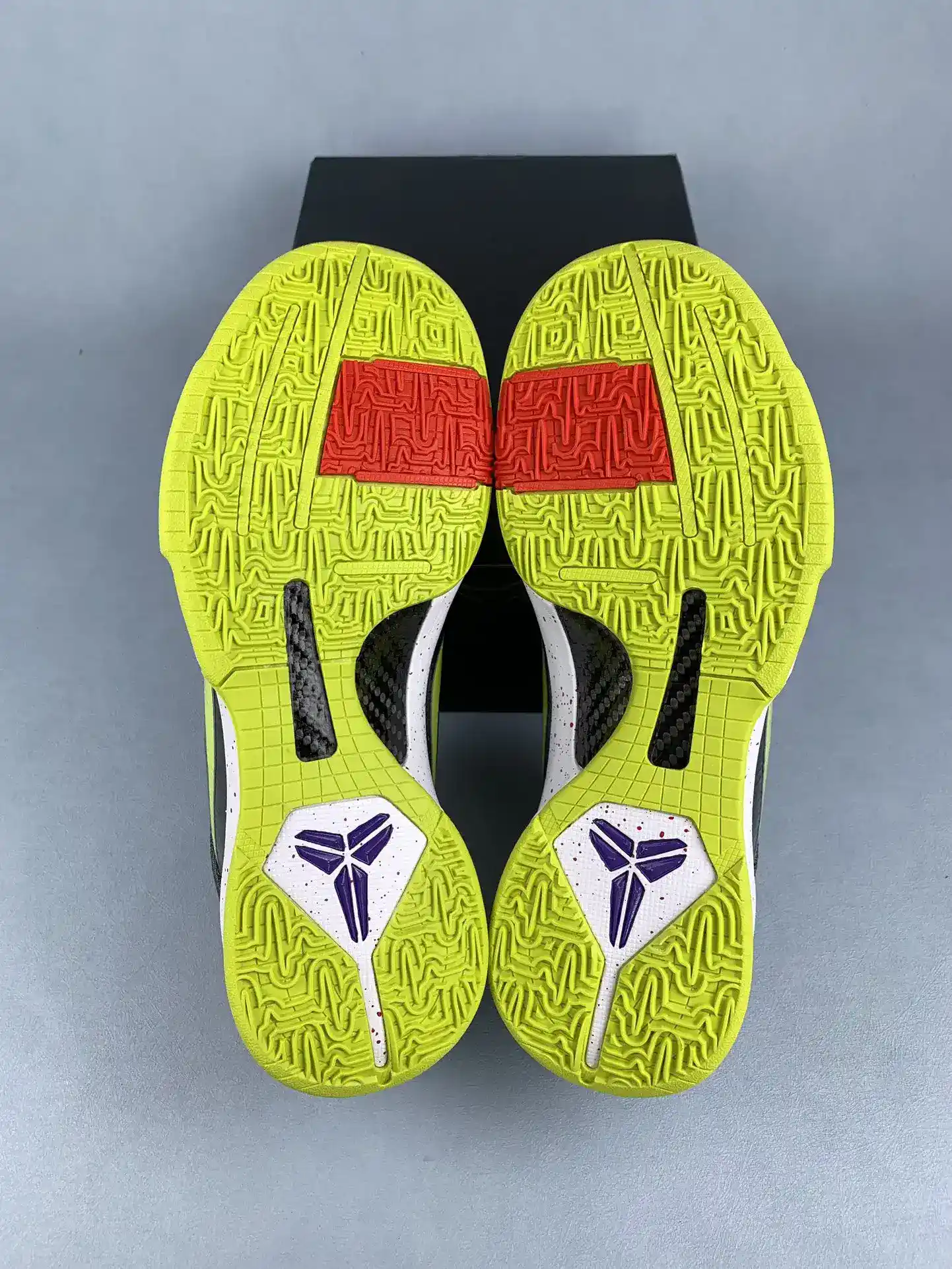 Kobe V Protro 'Chaos Alternate' Shoes product photo from LabelPicks