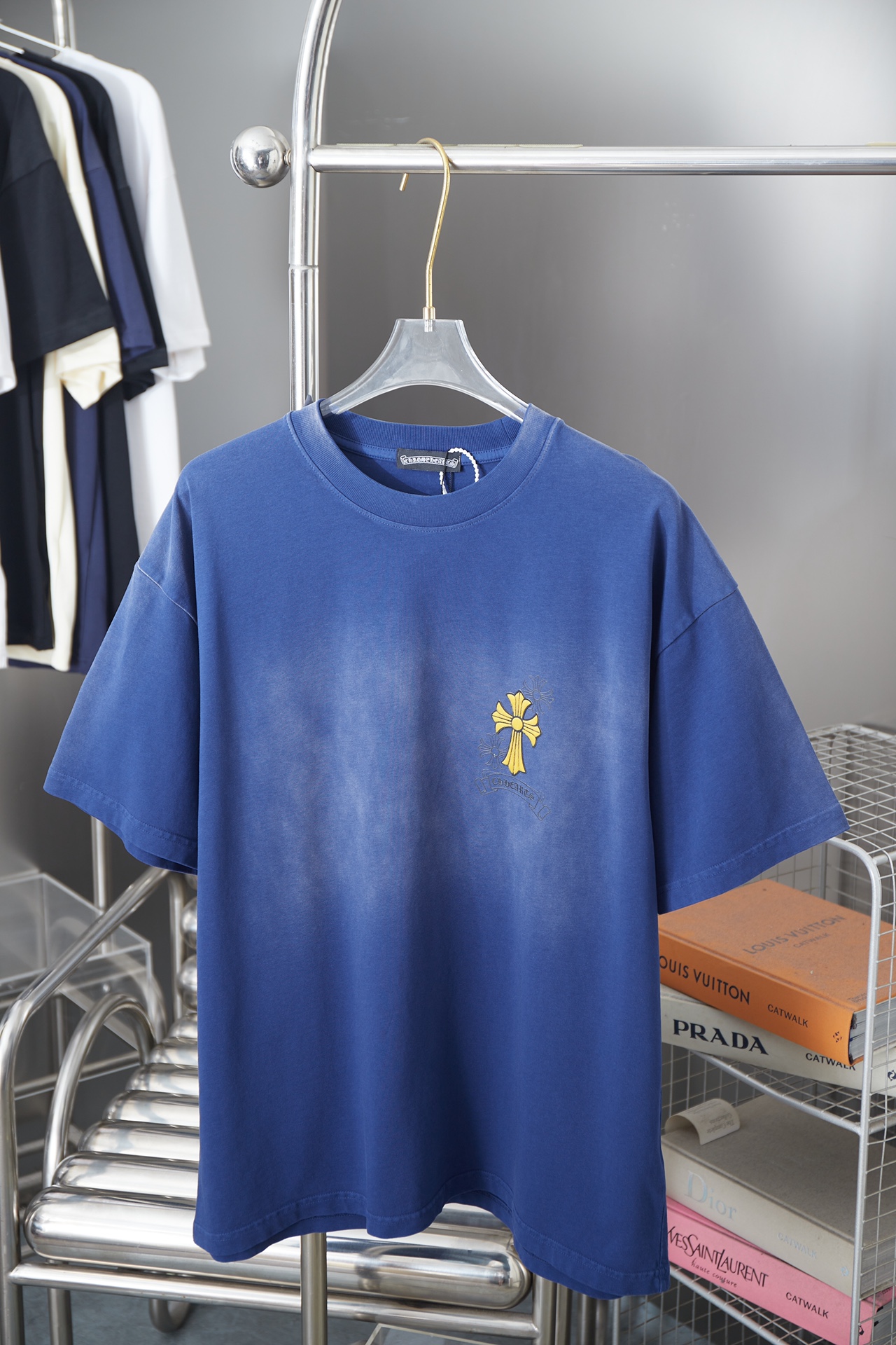 Towel Patch Print Round Neck T-Shirt