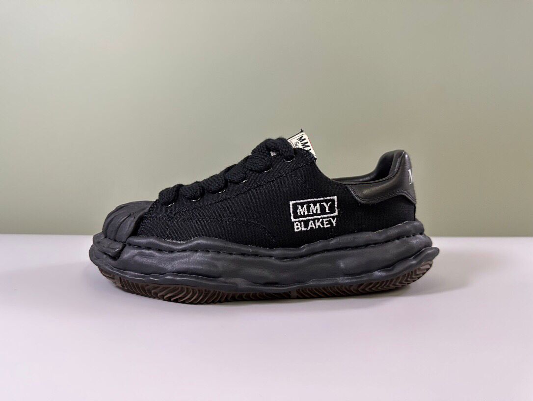 Maison Mihara Yasuhiro Blakey Low Top