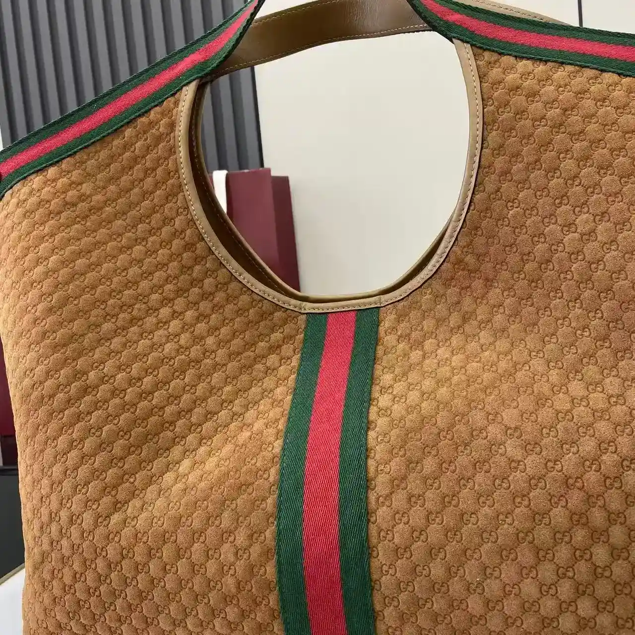 Gucci GG Supreme Canvas Tote Bag product photo from LabelPicks