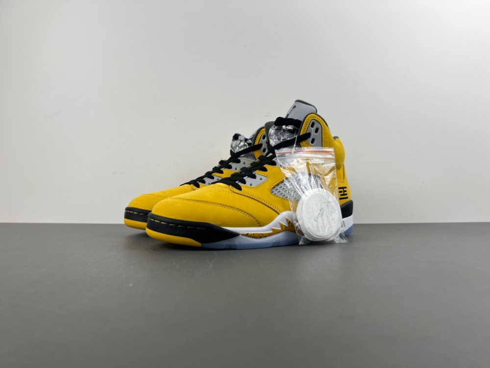 Air Jordan 5 “Tokyo”