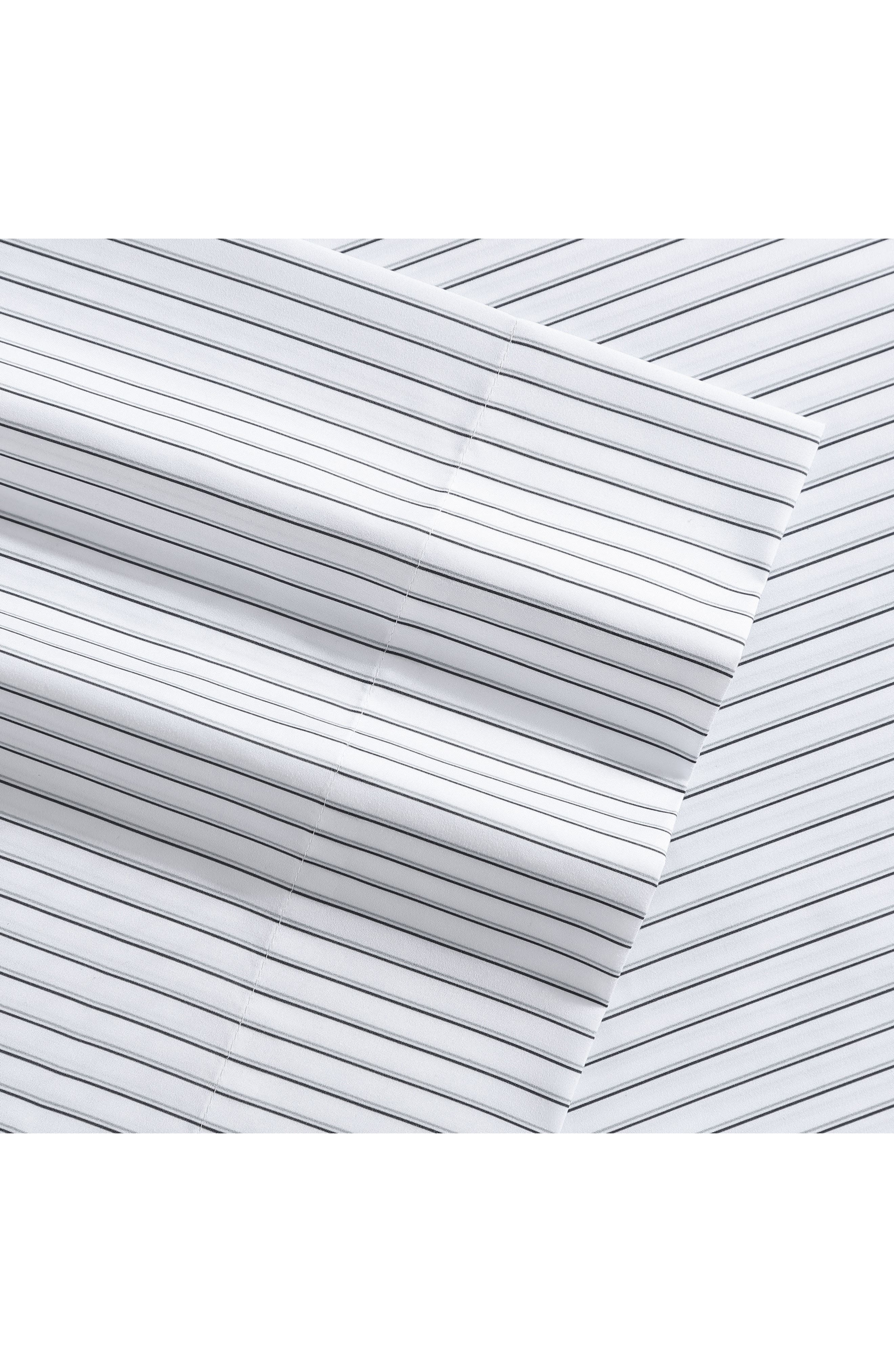 Nautica Skinny Yacht Stripe Sheet Set