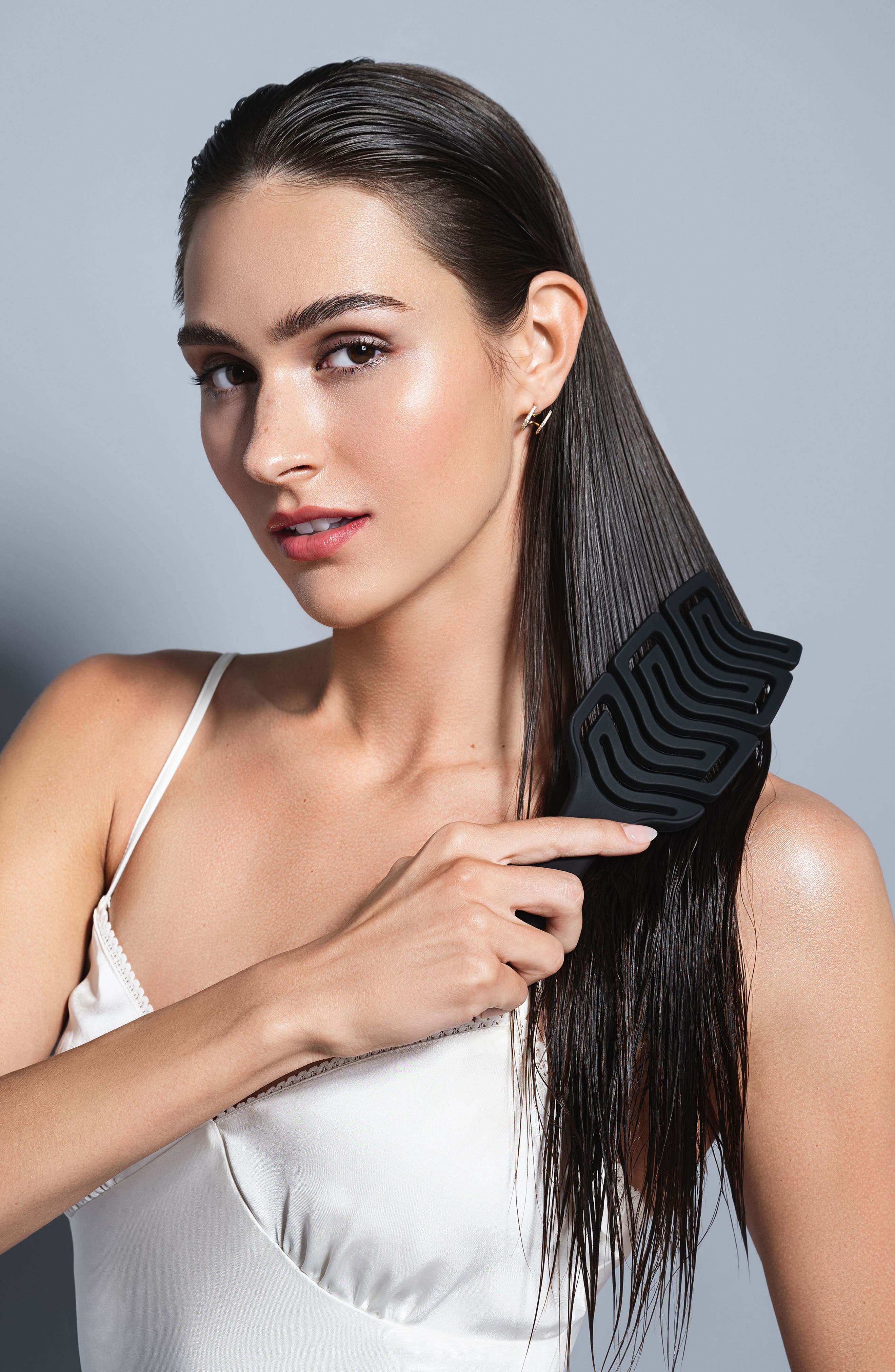 The Hair Edit Detangle & Massage Wet Brush