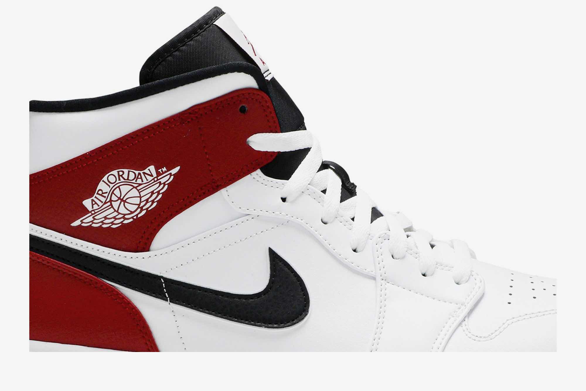 Air Jordan 1 Mid ‘White Chicago’ 554724-116