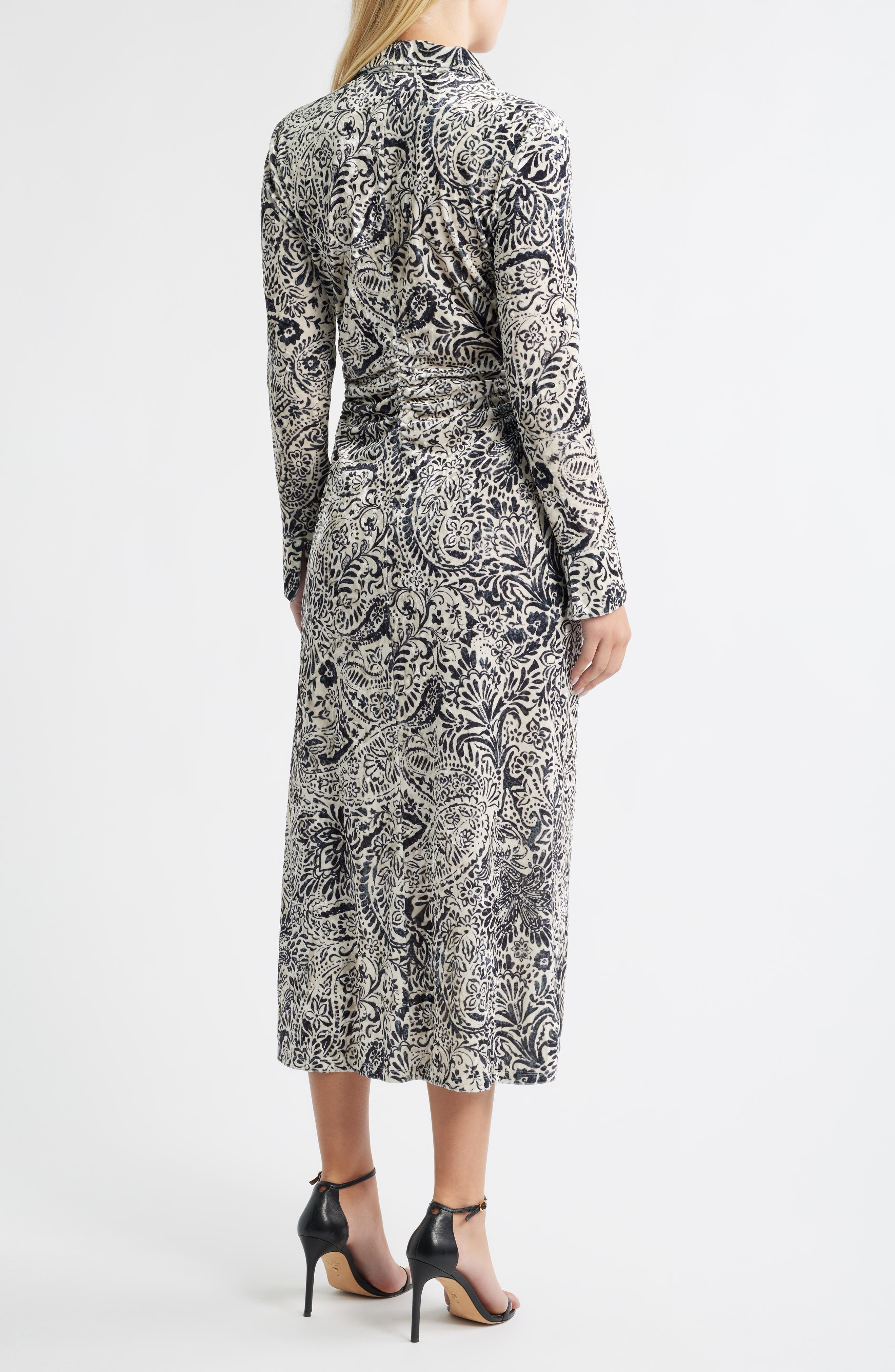 Julia Jordan Print Long Sleeve Velvet Midi Shirtdress