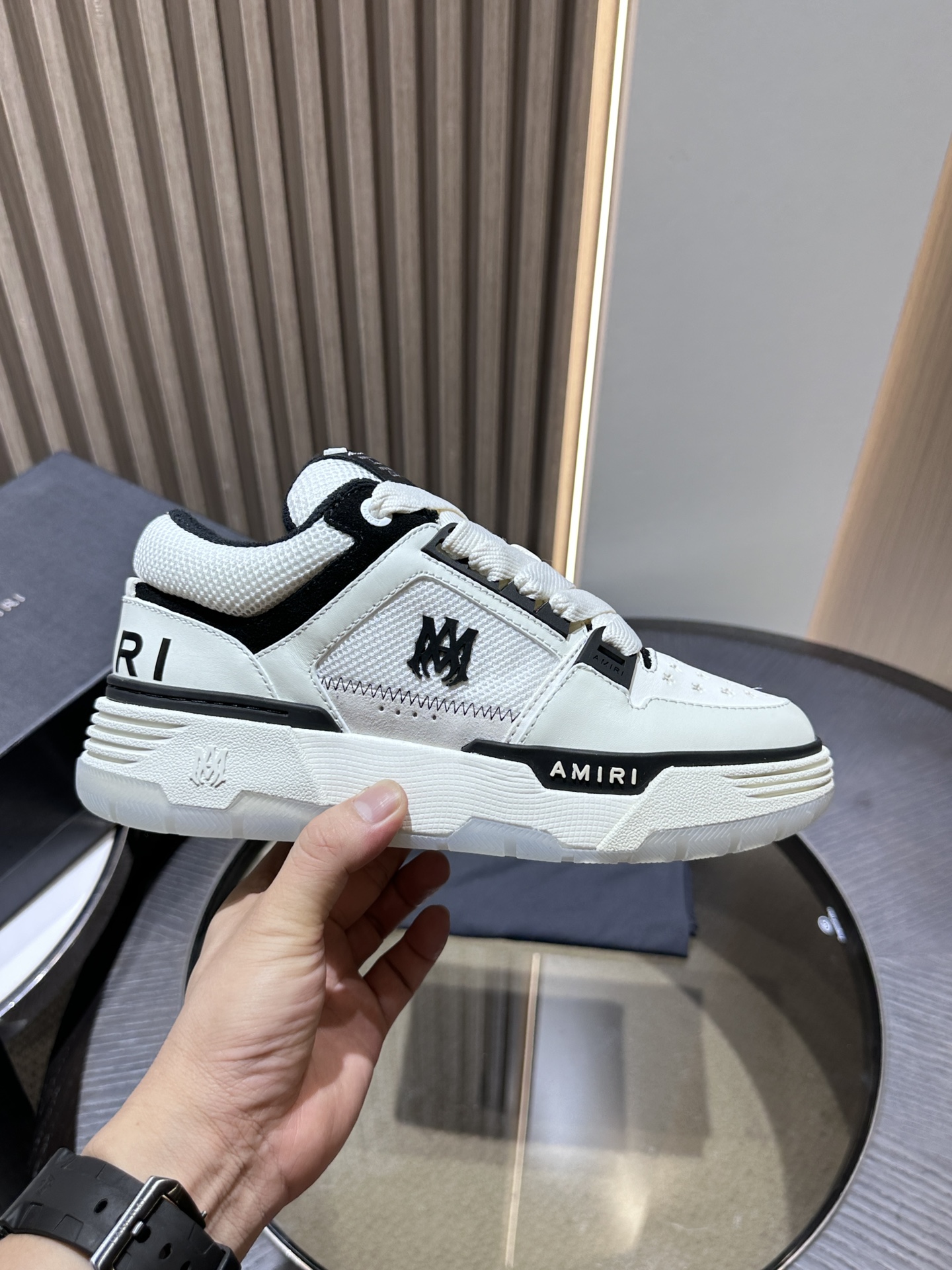 AMIRI SNEAKER
