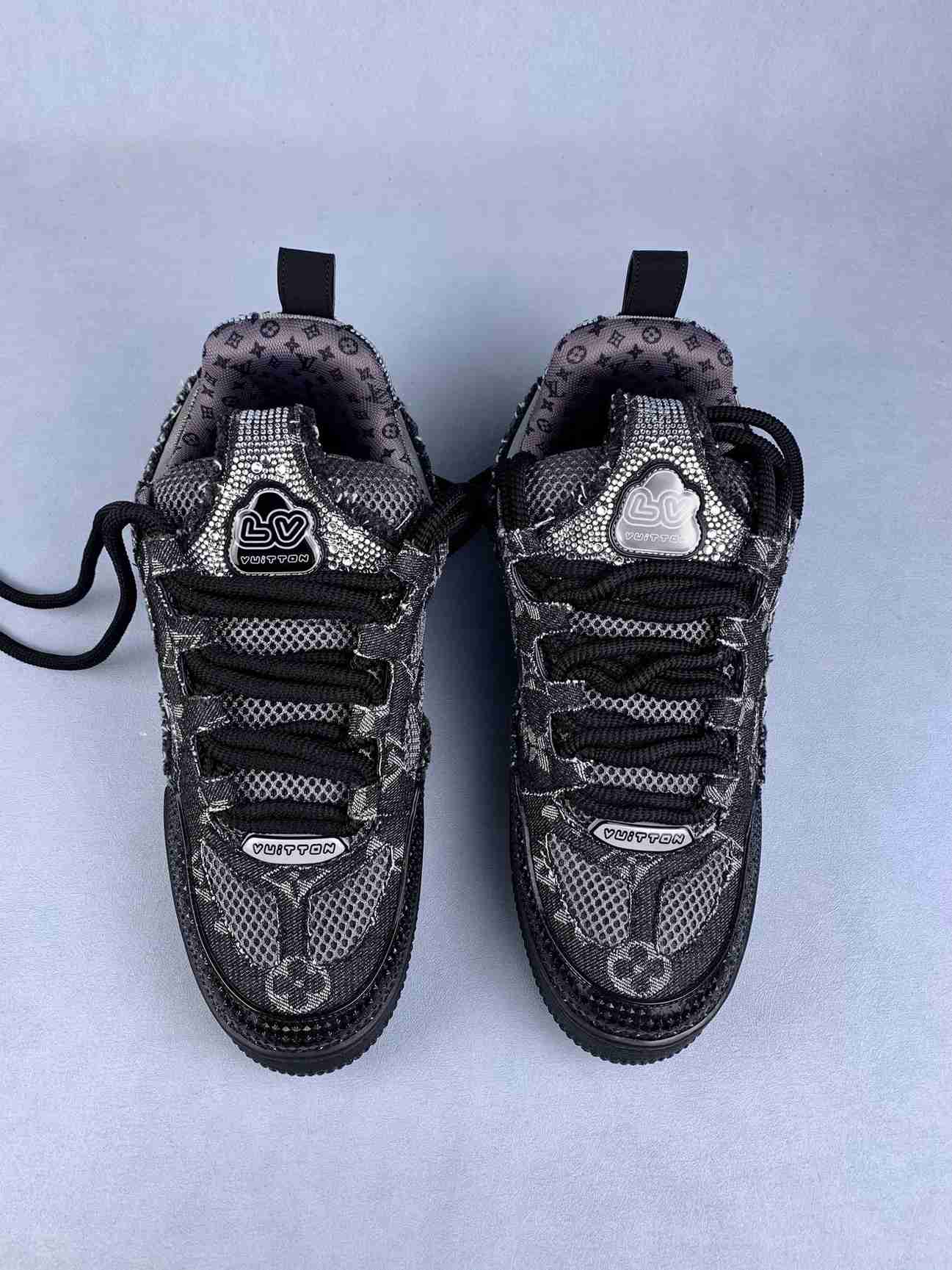 LV Trainer Maxi Sneaker