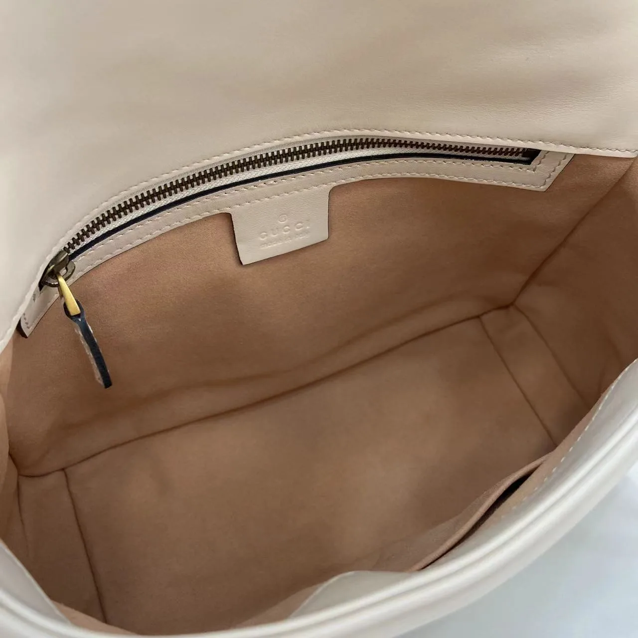 Gucci White Marmont GG Supreme Canvas Top Handle Bag product photo from LabelPicks