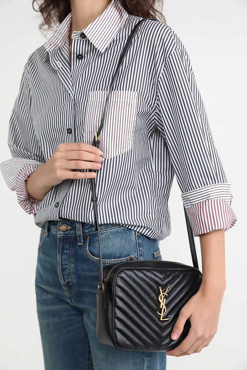 SAINT LAURENT תיק קרוסבודי מעור