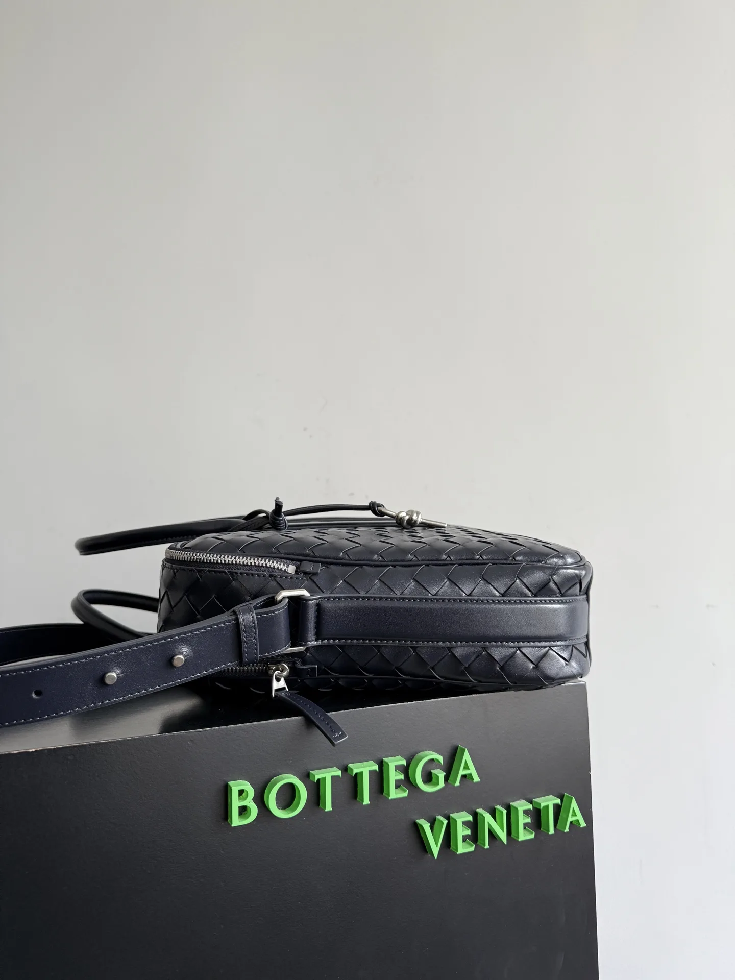 Bottega Veneta Getaway Top Handle Bag product photo from LabelPicks