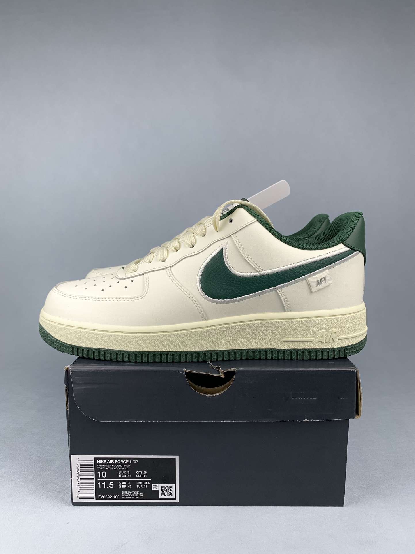 Nike Air Force 1 '07 Shoes