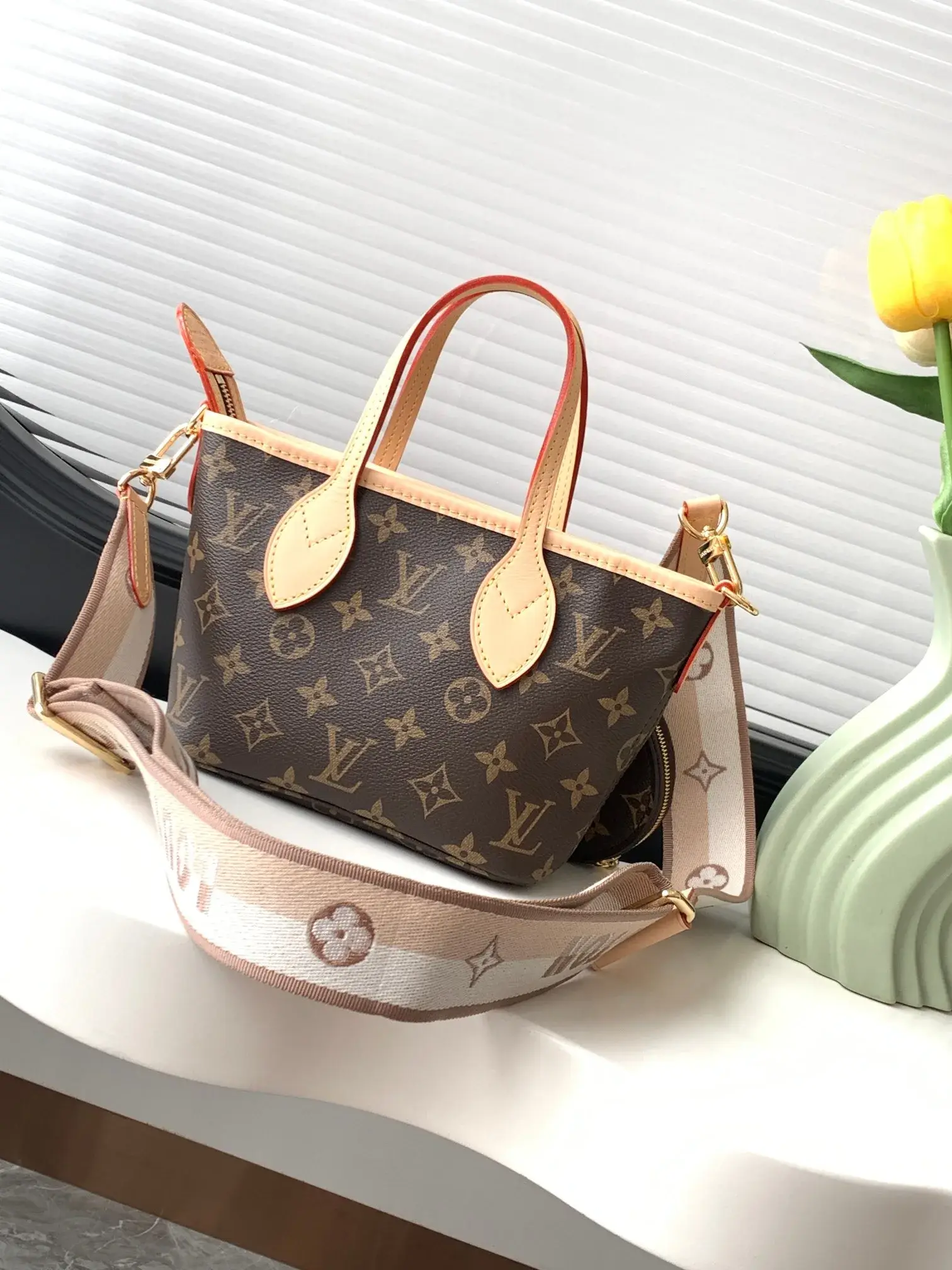 Louis Vuitton Neverfull Top Handle Bag product photo from LabelPicks