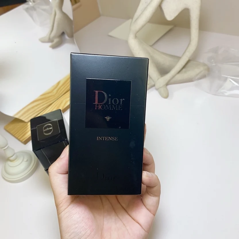 Iris Intense Eau de Parfum – Men's Luxury Fragrance