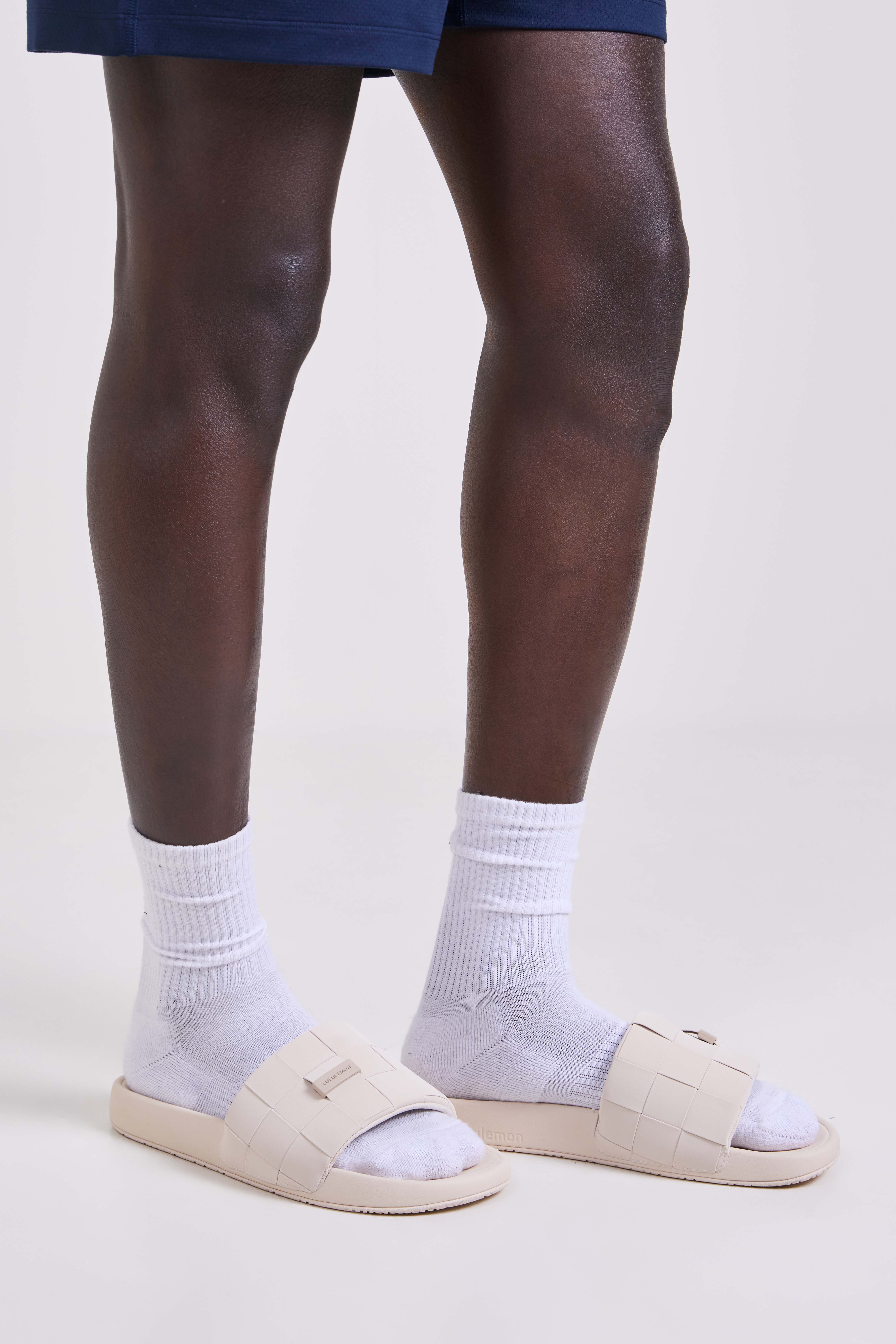 LULULEMON M Restfeel Woven Slide