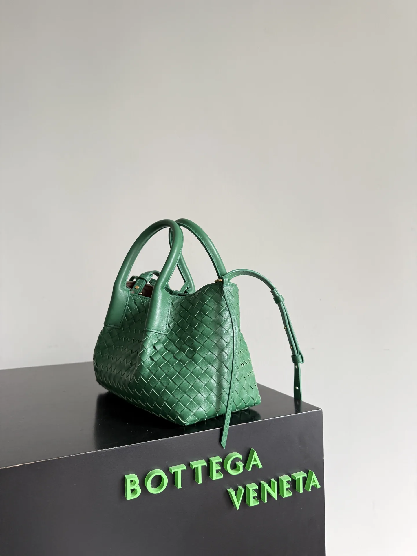Bottega Veneta Pink Intrecciato Woven Leather Tote Bag product photo from LabelPicks