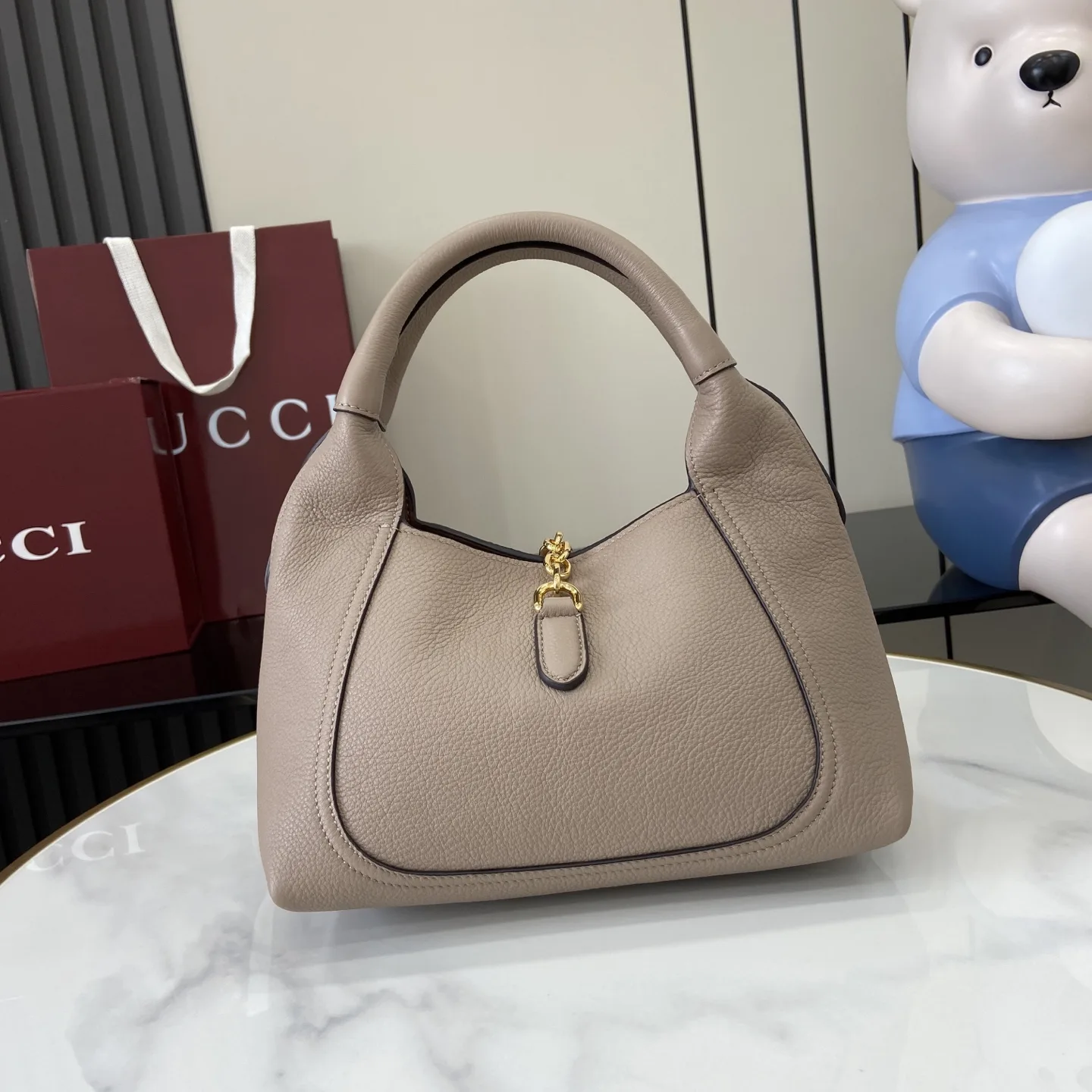 Gucci Pink Grained Leather Shoulder Bag product photo from LabelPicks