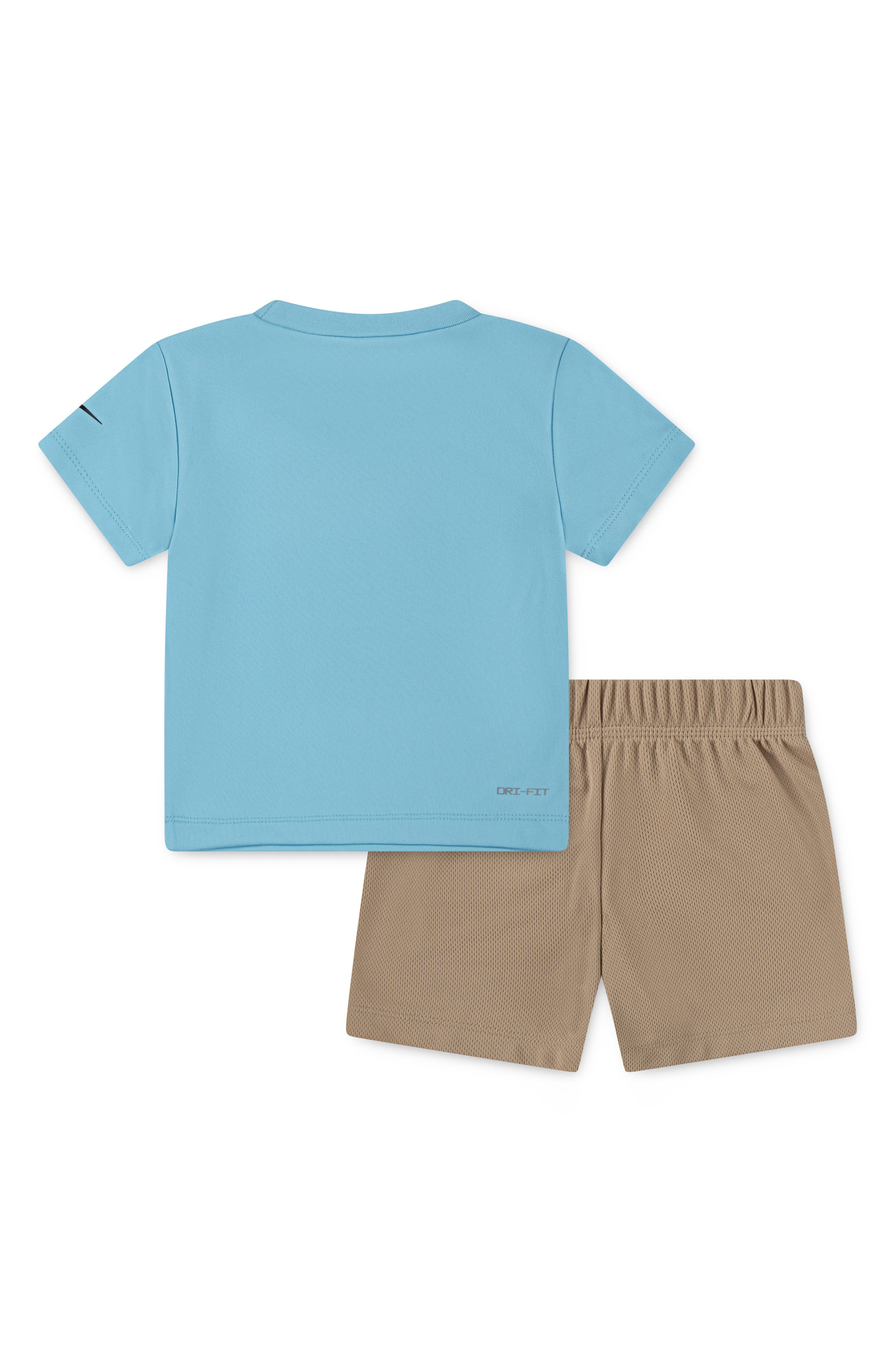3 Brand Three x Three Graphic T-Shirt & Shorts