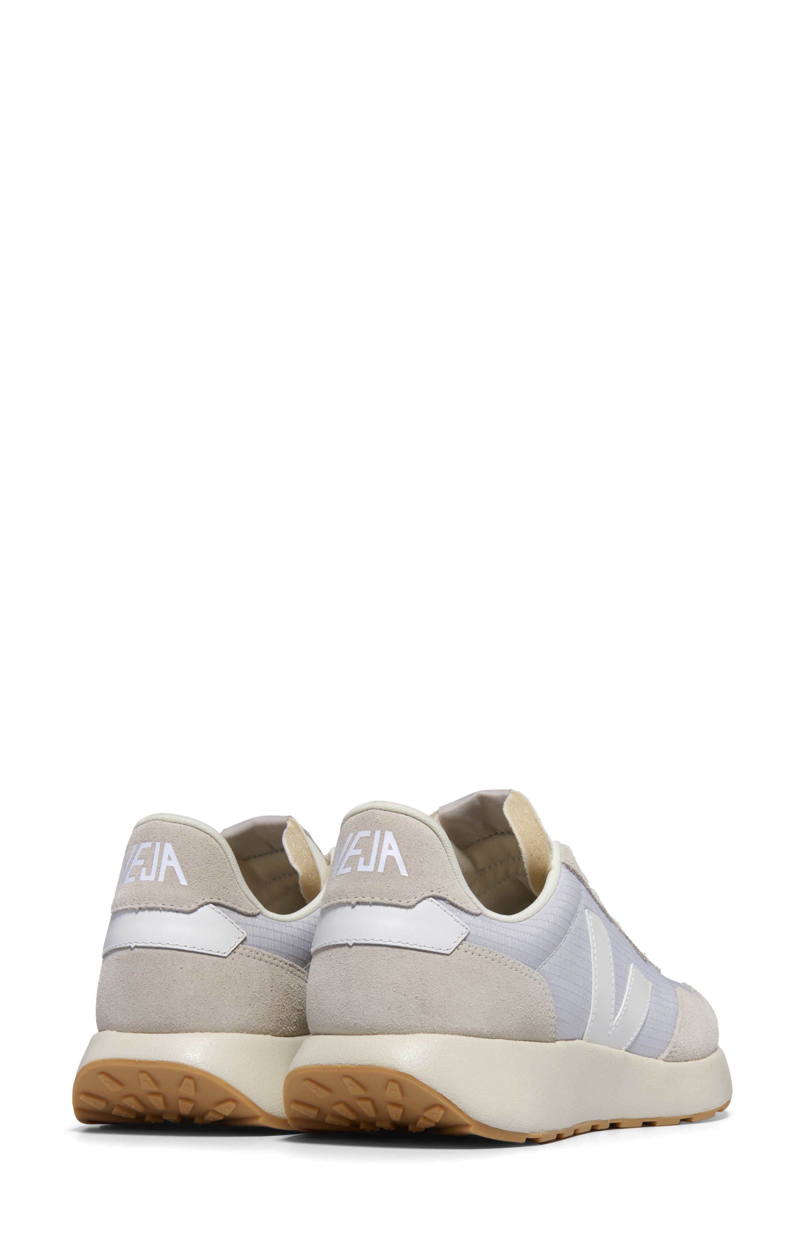 Veja Paulistana Sneaker
