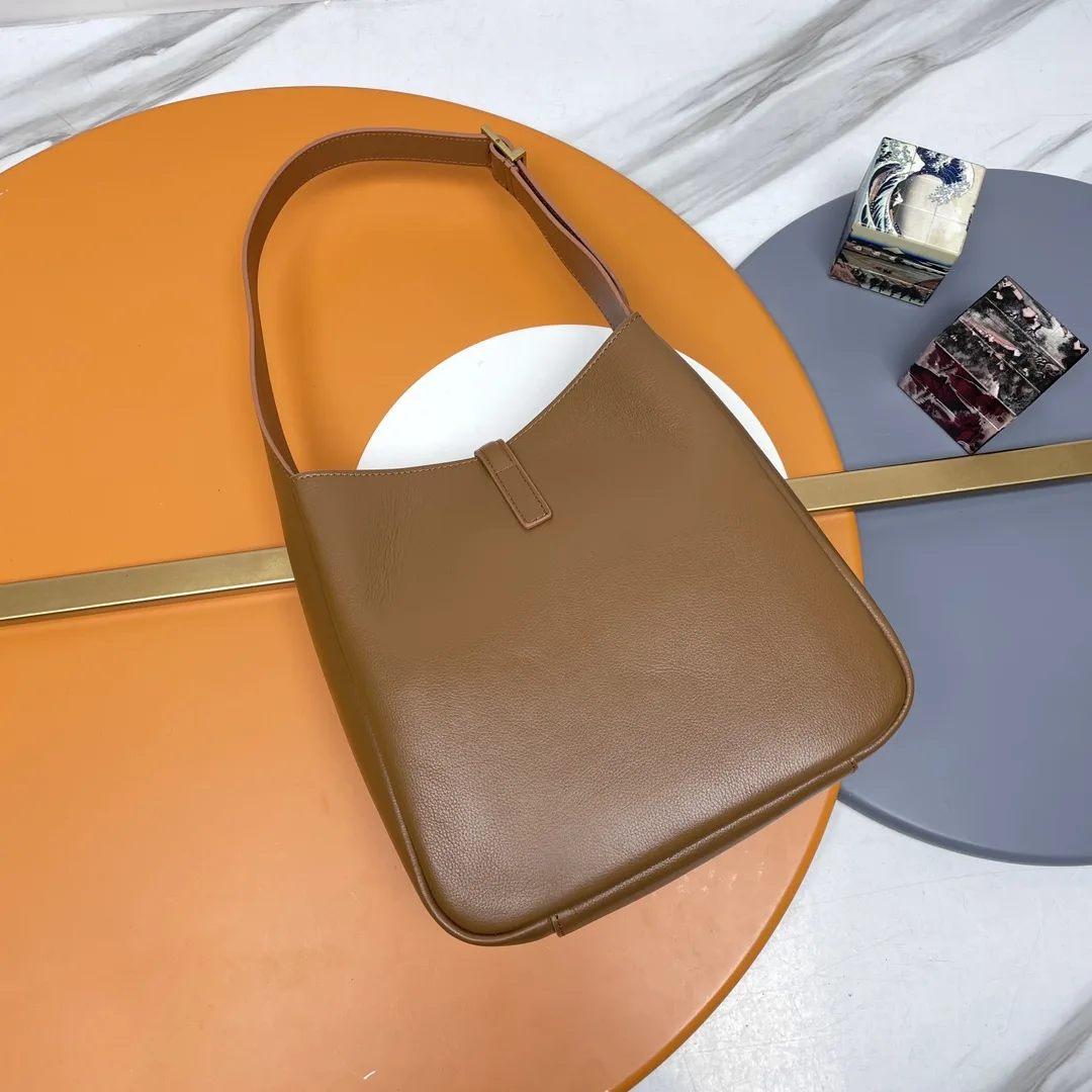 Saint Laurent Le 5 A 7 Hobo Bag product photo from LabelPicks