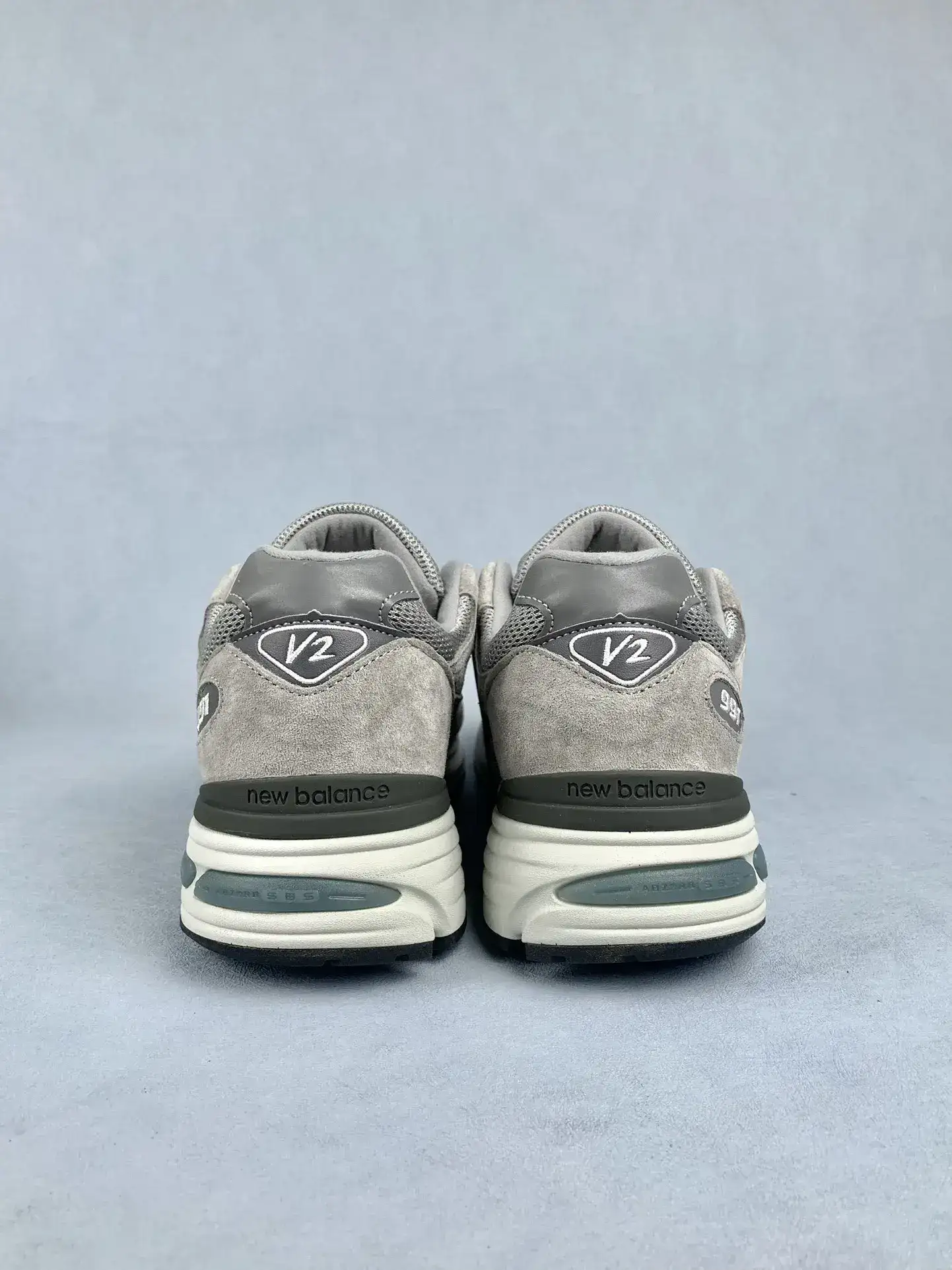 New Balance 991v2 Shoes product photo from LabelPicks