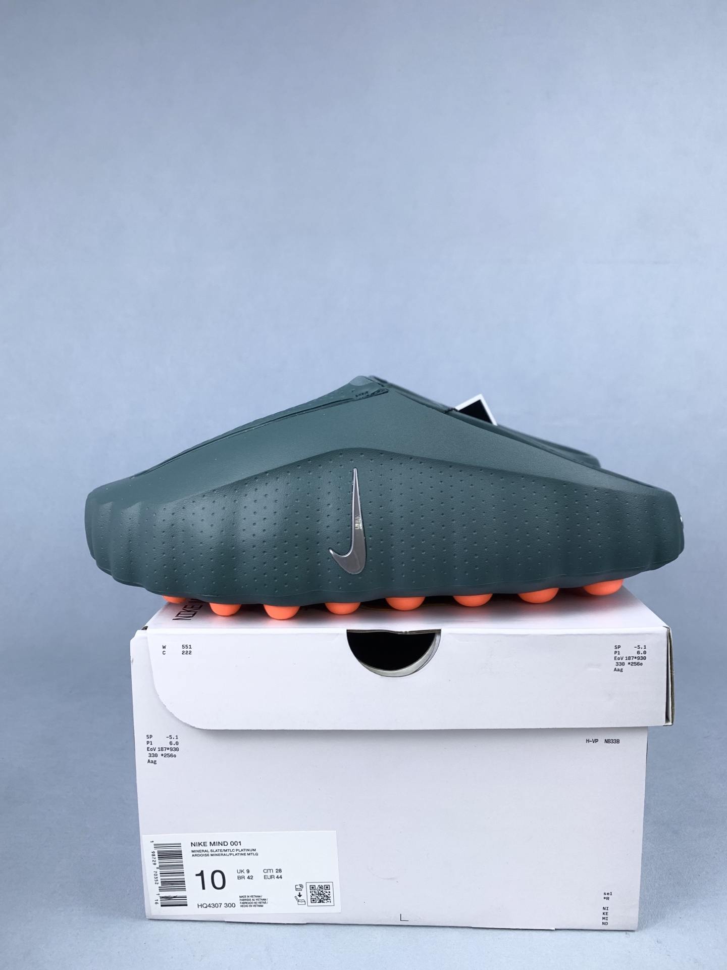 Nike Mind 001 Slides