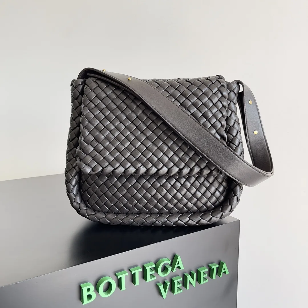 Bottega Veneta Intrecciato Woven Leather Cabat Shoulder Bag product photo from LabelPicks